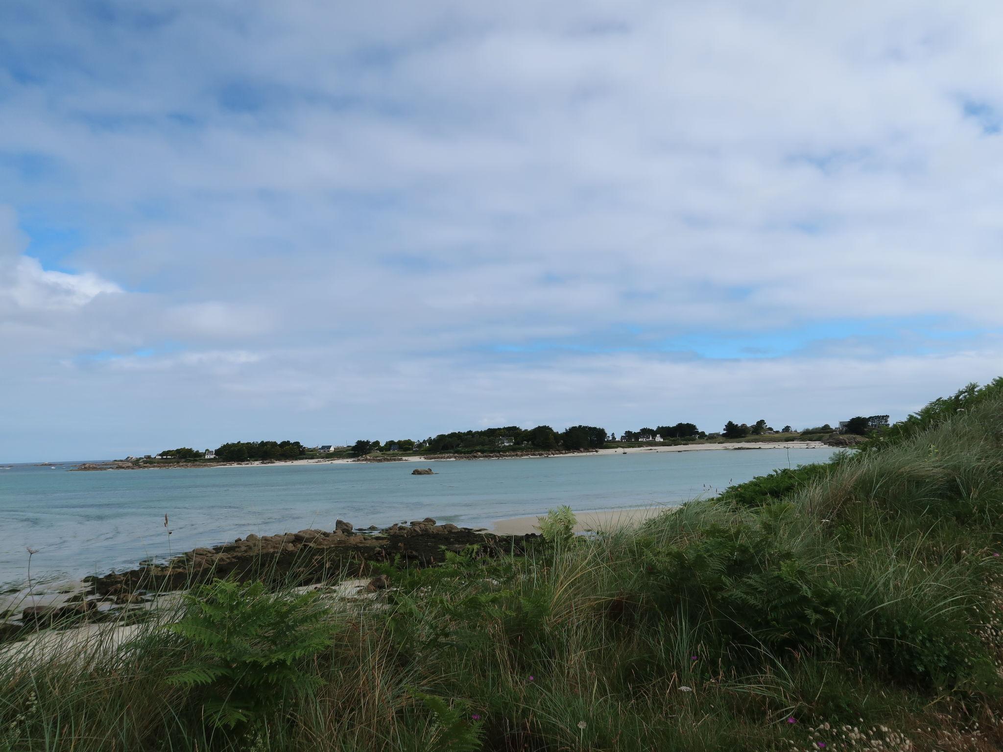 Photo 19 - Maison de 2 chambres à Guissény avec vues à la mer