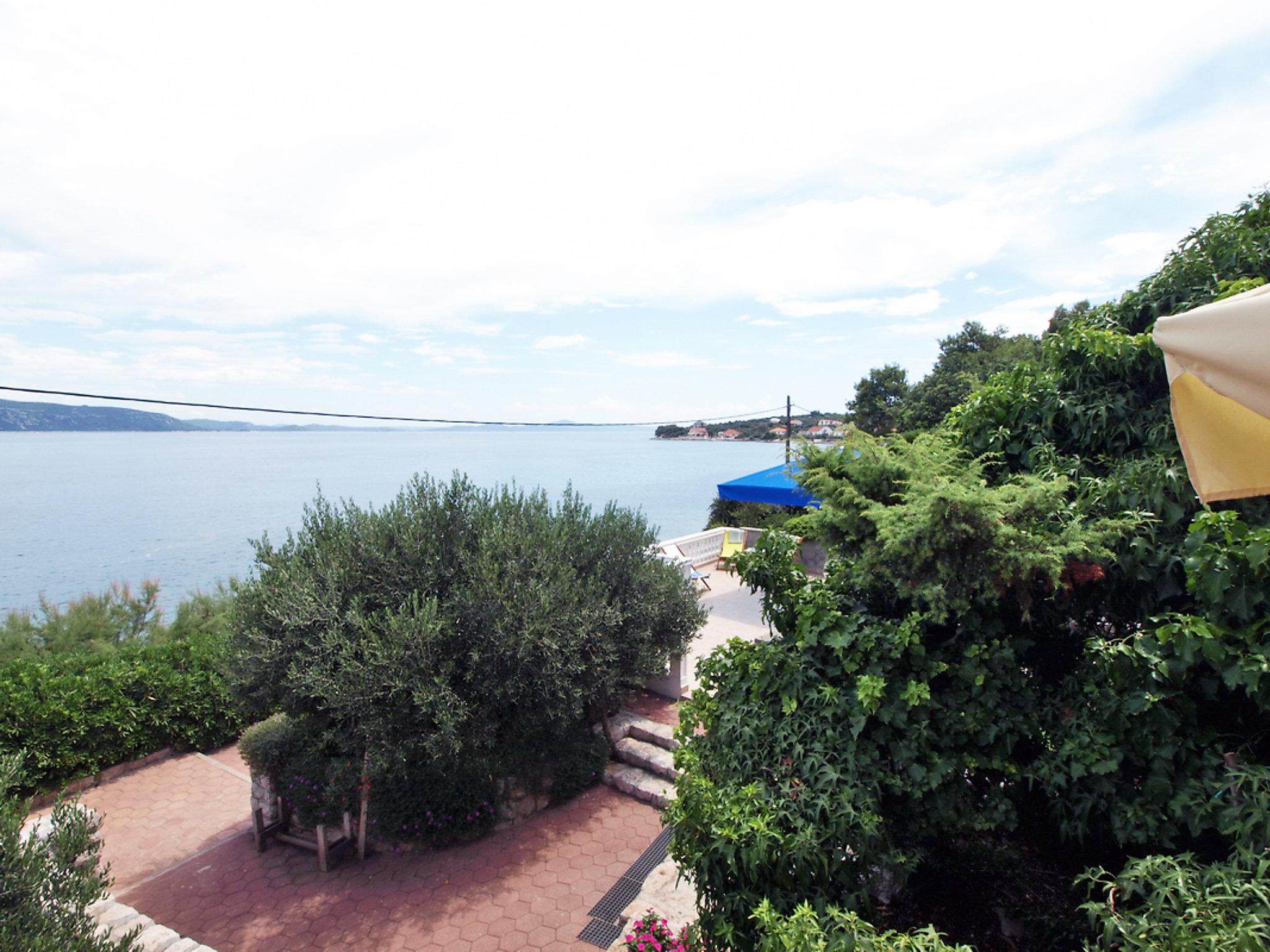 Photo 22 - Maison de 4 chambres à Zadar avec terrasse et vues à la mer