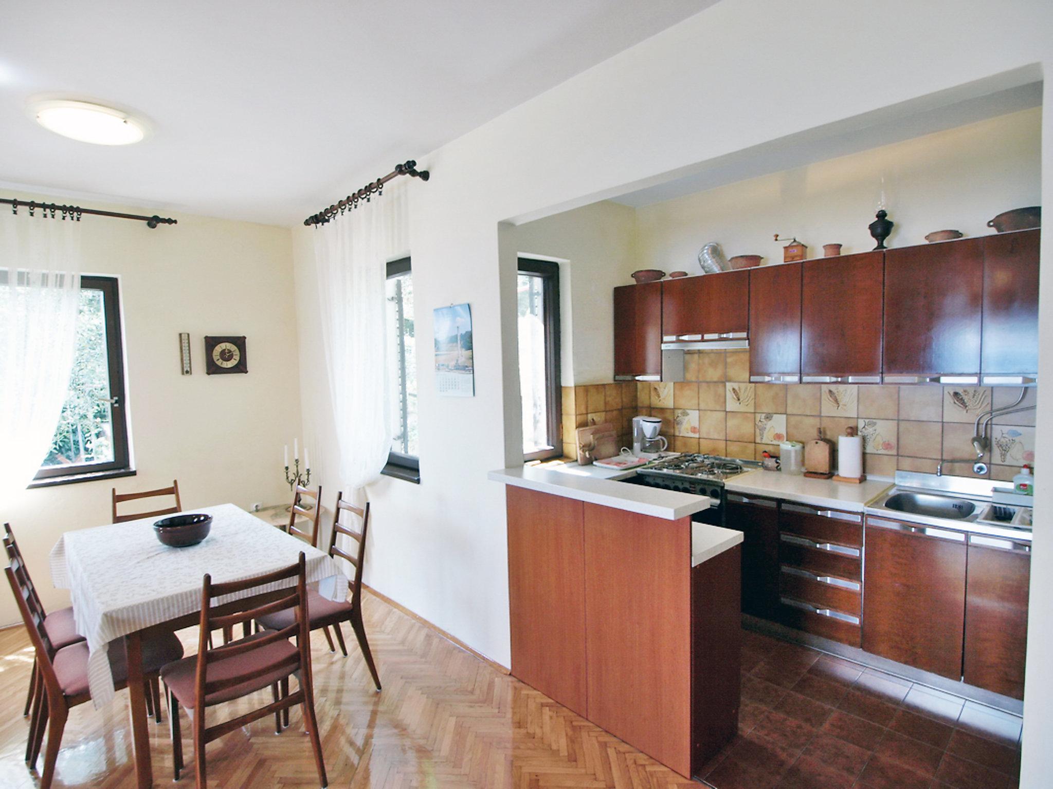 Photo 4 - 4 bedroom House in Zadar with terrace and sea view