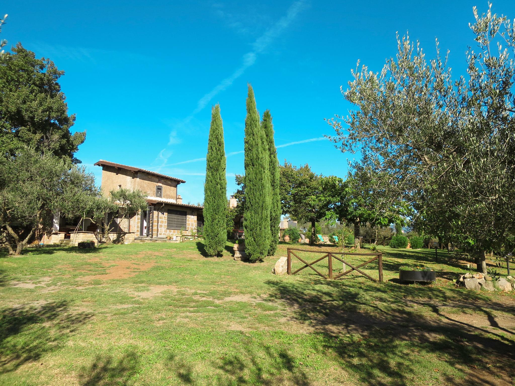 Foto 23 - Casa de 2 quartos em Vetralla com piscina privada e vista para a montanha