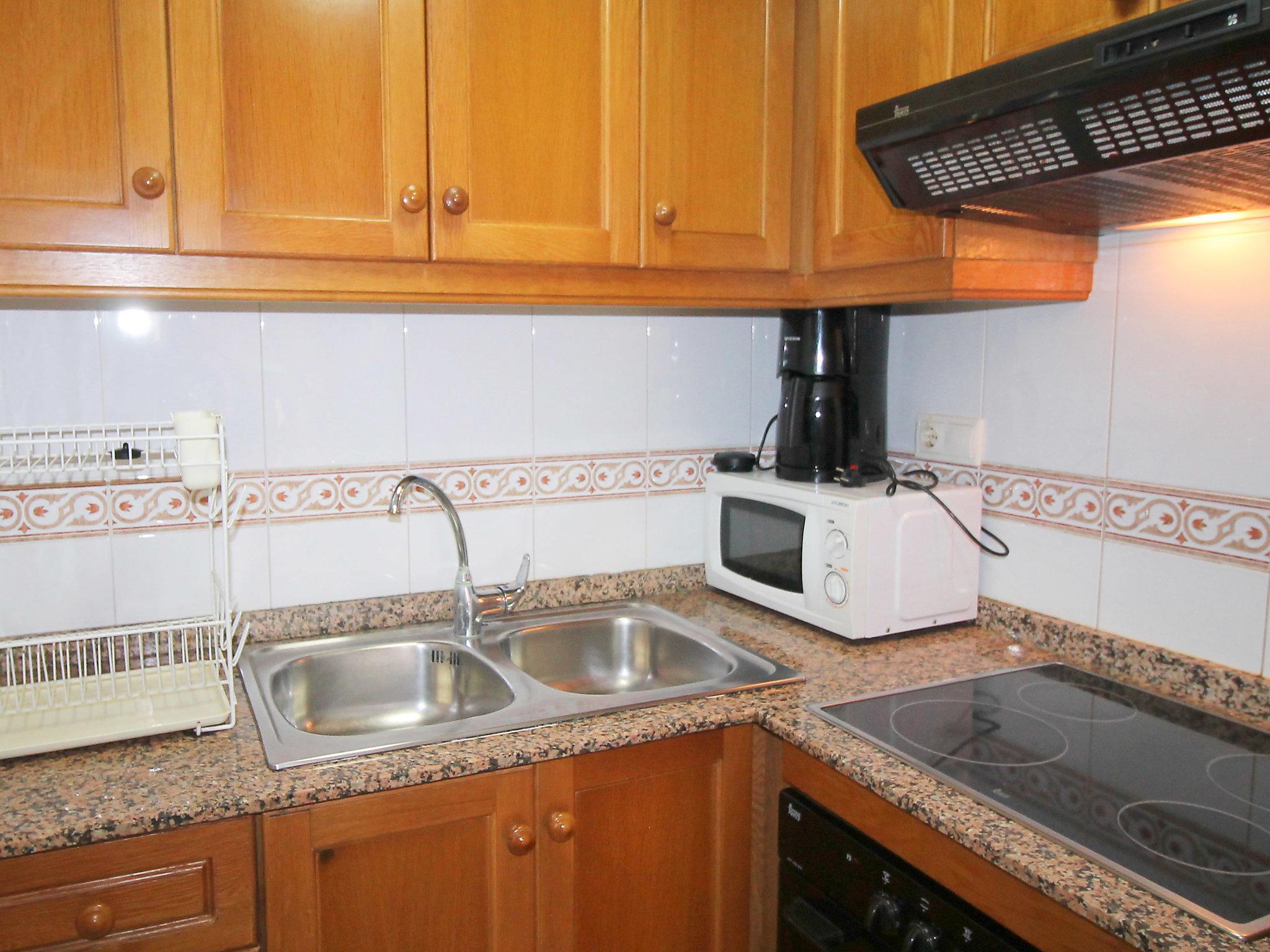 Foto 4 - Apartamento de 1 quarto em Benidorm com piscina e jardim