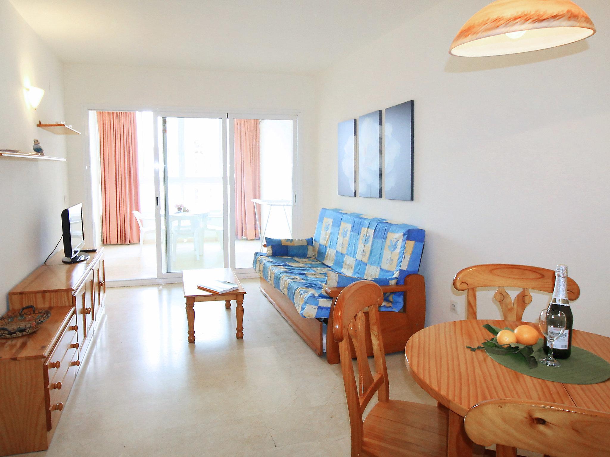 Foto 2 - Apartamento de 1 quarto em Benidorm com piscina e jardim