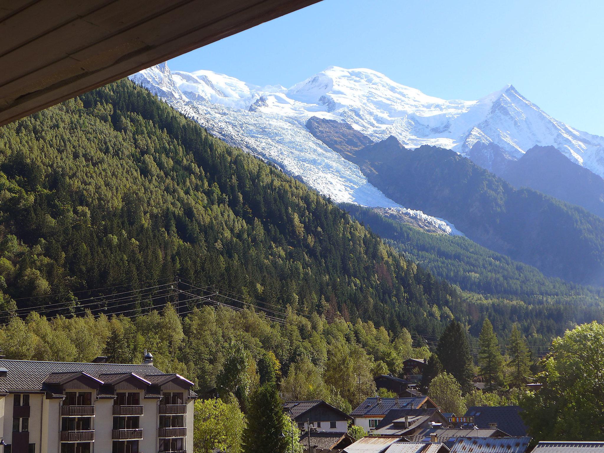 Foto 9 - Apartamento de 1 habitación en Chamonix-Mont-Blanc con vistas a la montaña