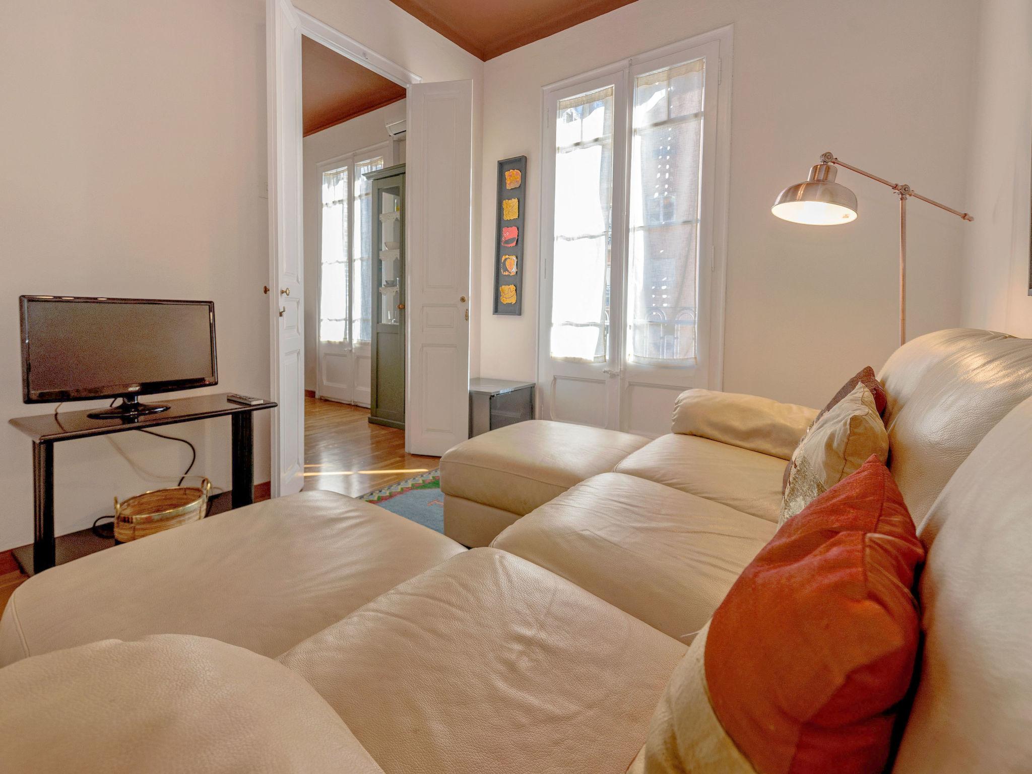 Foto 7 - Appartamento con 2 camere da letto a Barcellona