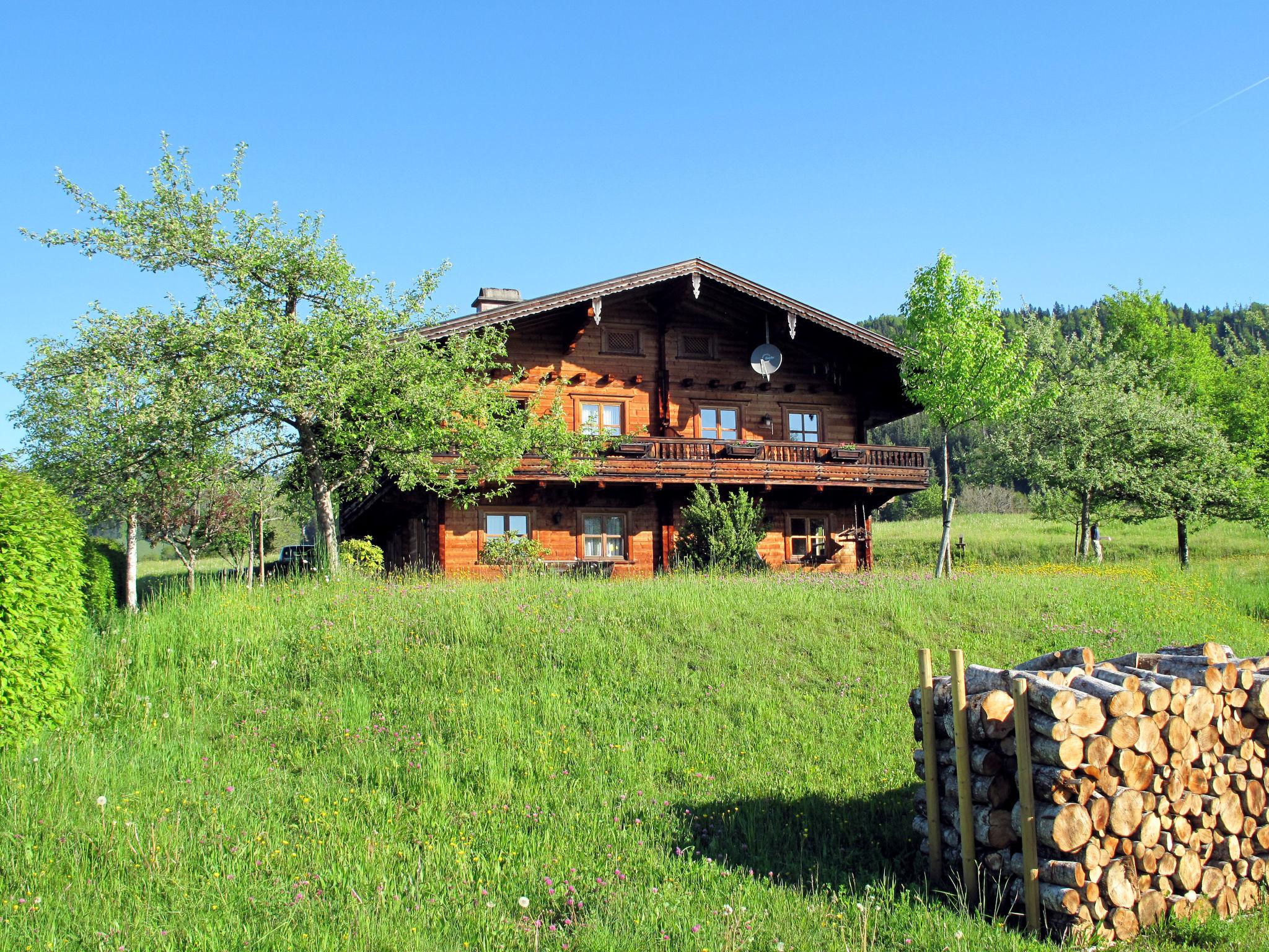 Foto 1 - Casa con 2 camere da letto a Reit im Winkl con giardino e vista sulle montagne