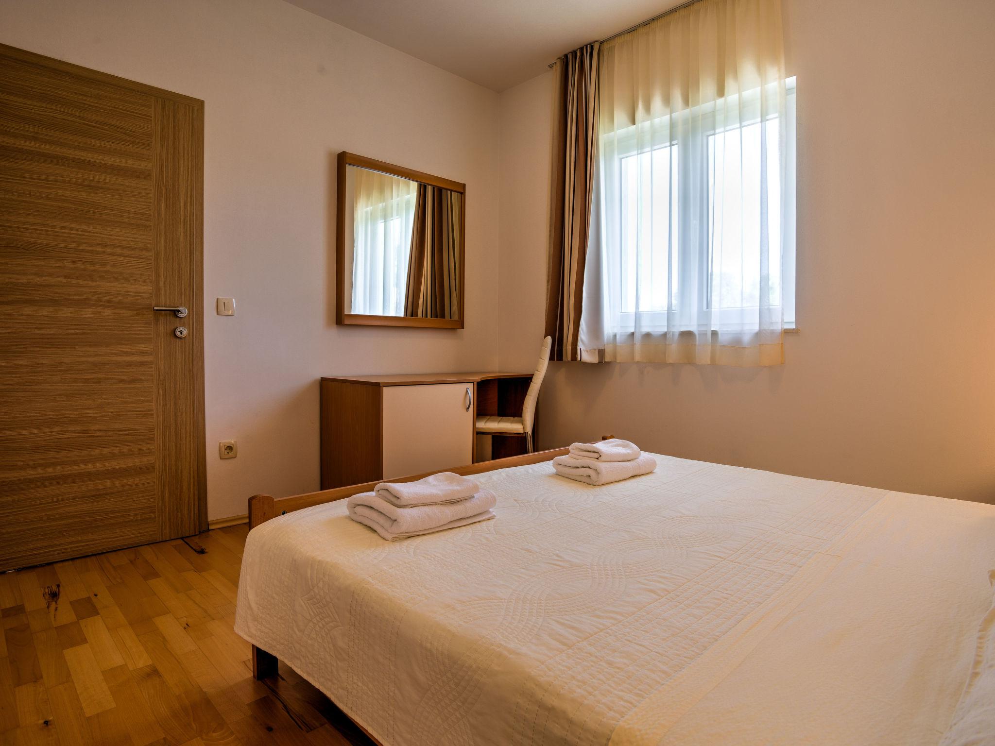 Foto 16 - Apartment mit 1 Schlafzimmer in Mošćenička Draga mit schwimmbad und blick aufs meer