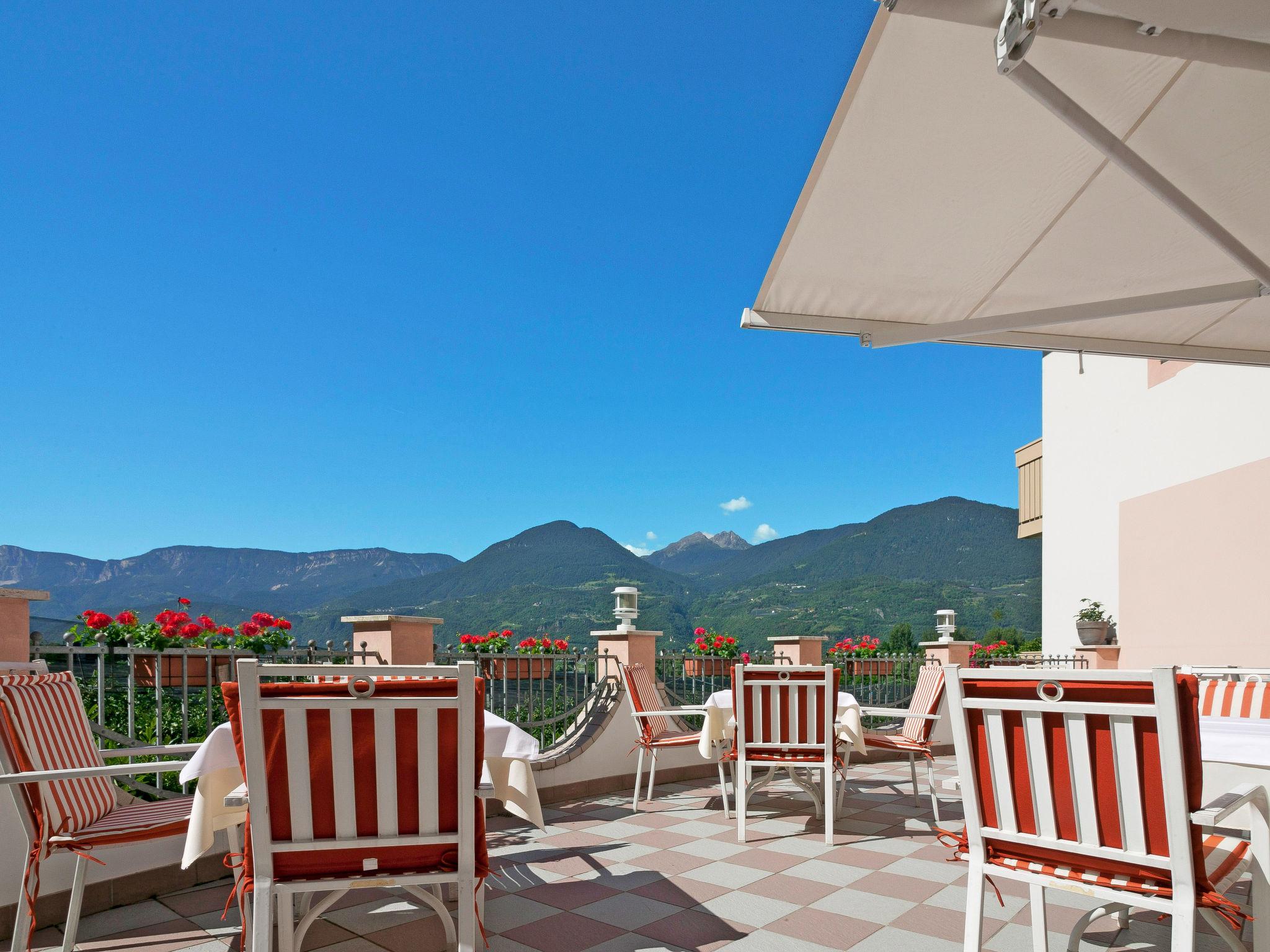 Photo 3 - Appartement de 1 chambre à Postal avec piscine et vues sur la montagne