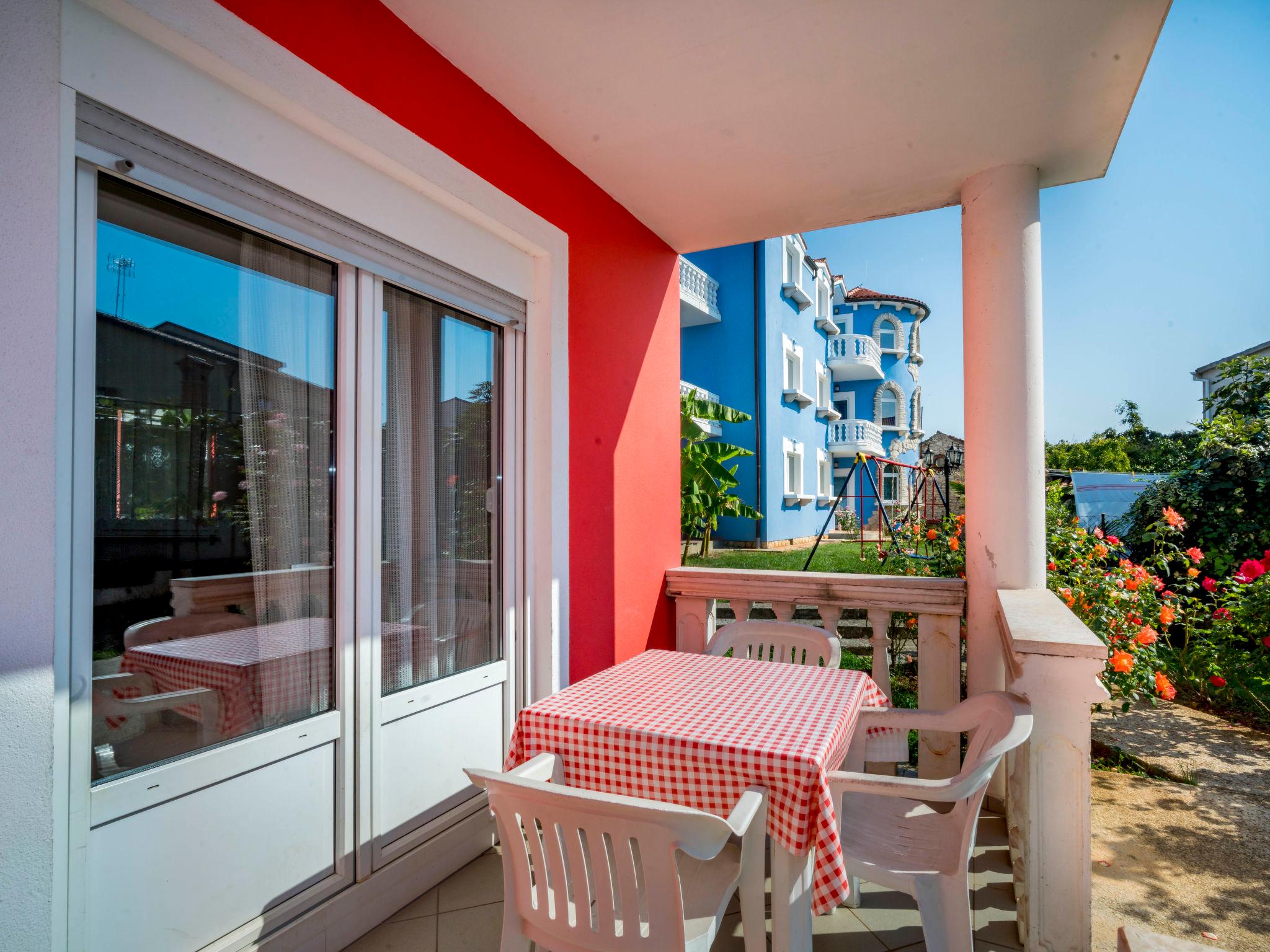 Photo 8 - Appartement de 2 chambres à Medulin avec piscine et vues à la mer