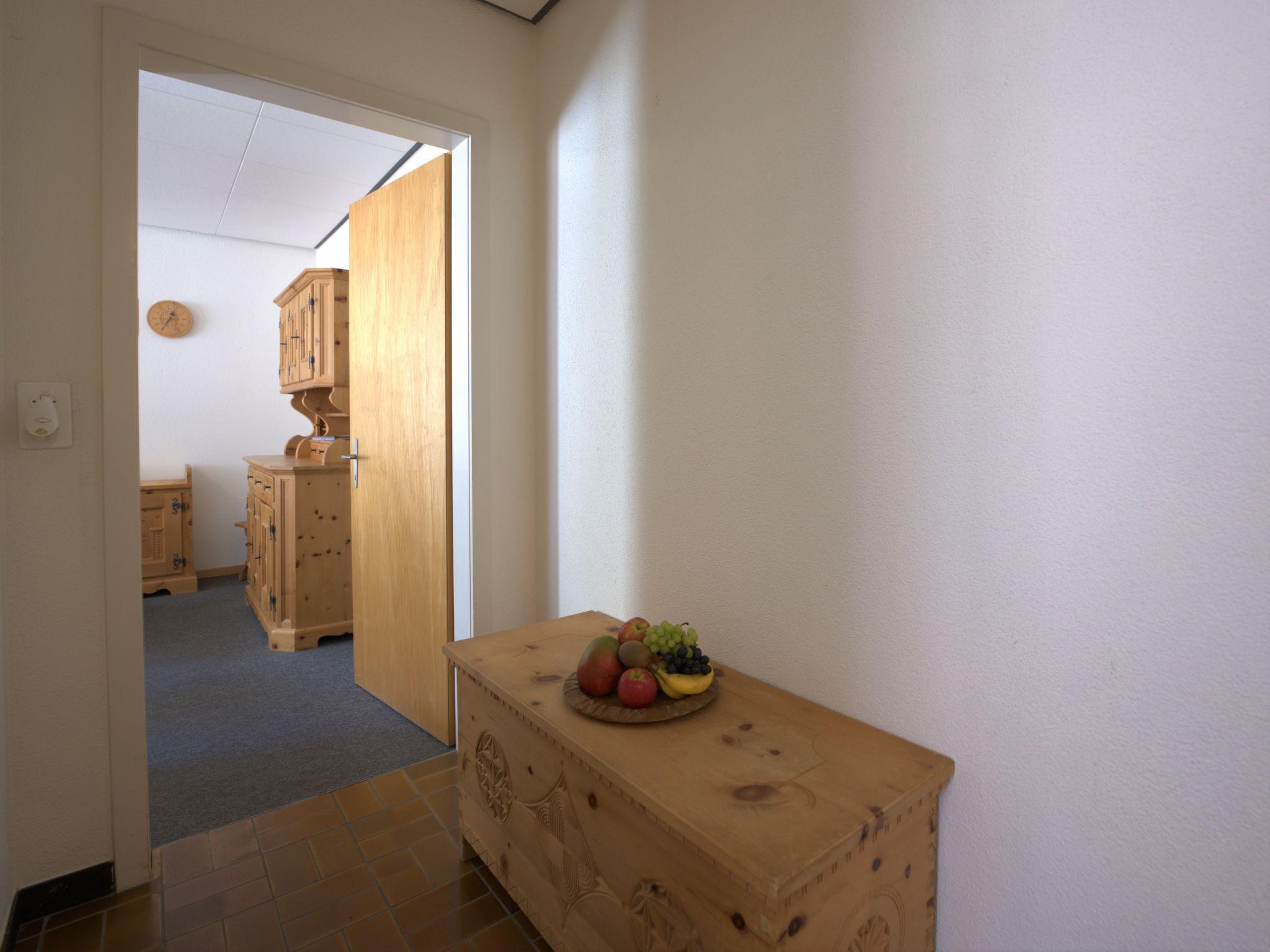 Foto 18 - Appartamento con 2 camere da letto a Pontresina con vista sulle montagne