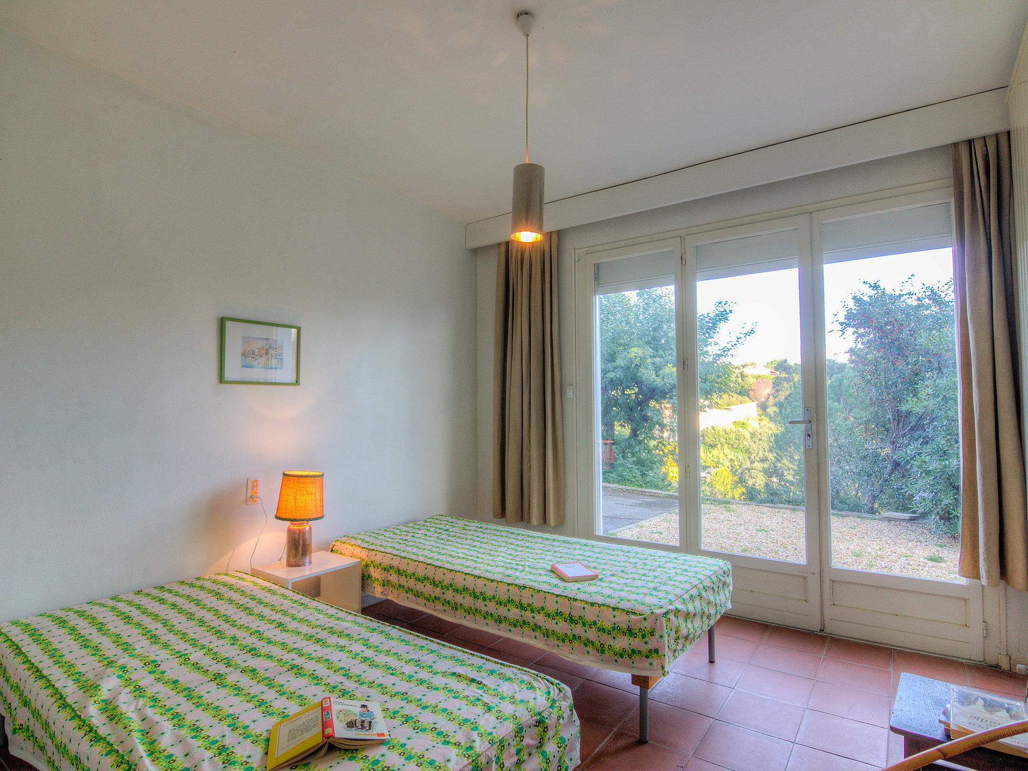 Foto 12 - Apartamento de 2 quartos em Cavalaire-sur-Mer com terraço