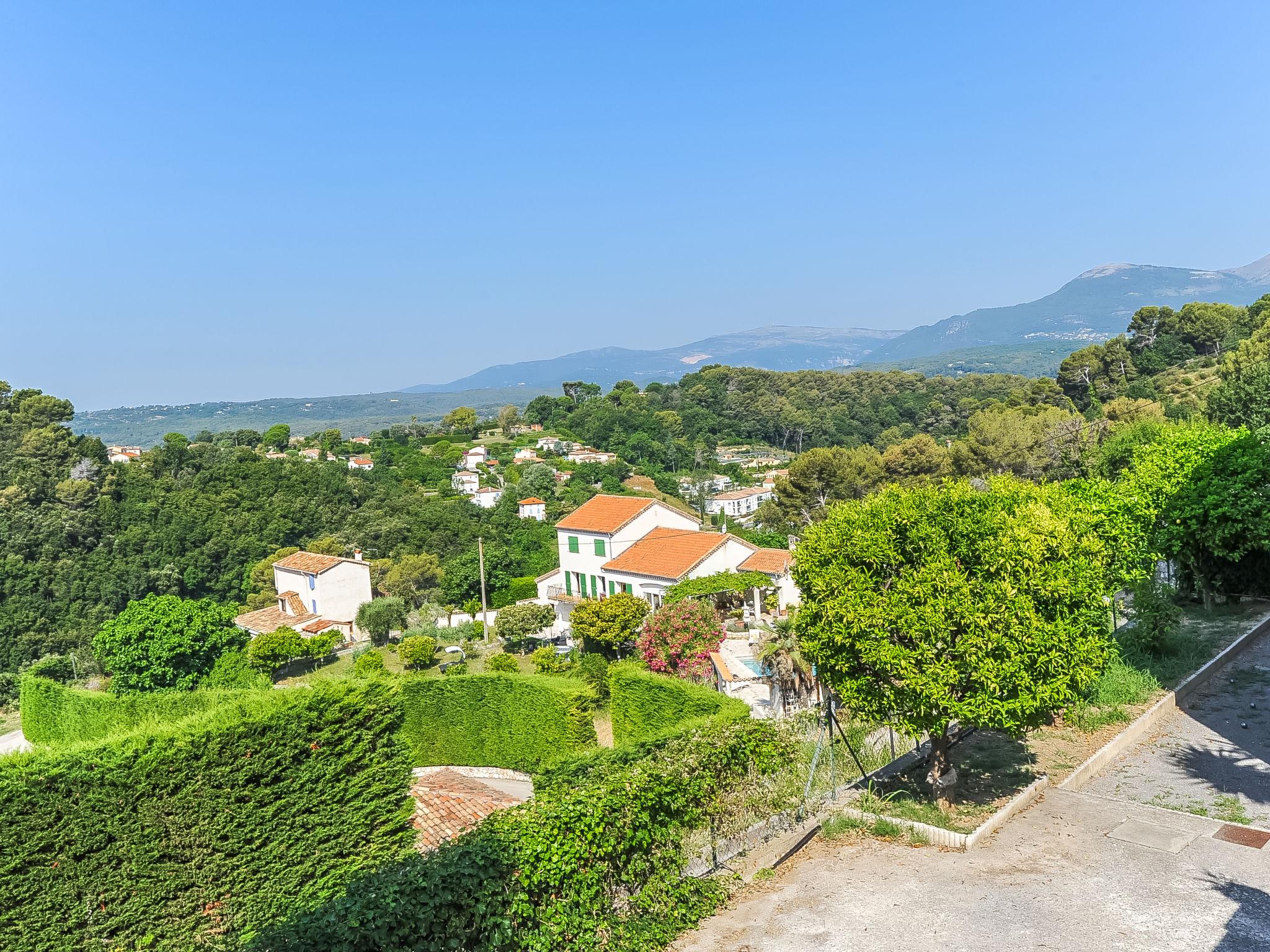 Foto 18 - Casa con 3 camere da letto a Cagnes-sur-Mer con piscina privata e vista mare