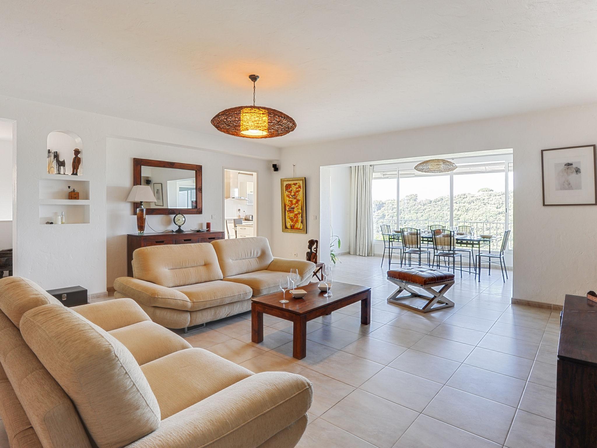 Photo 4 - Maison de 3 chambres à Cagnes-sur-Mer avec piscine privée et vues à la mer