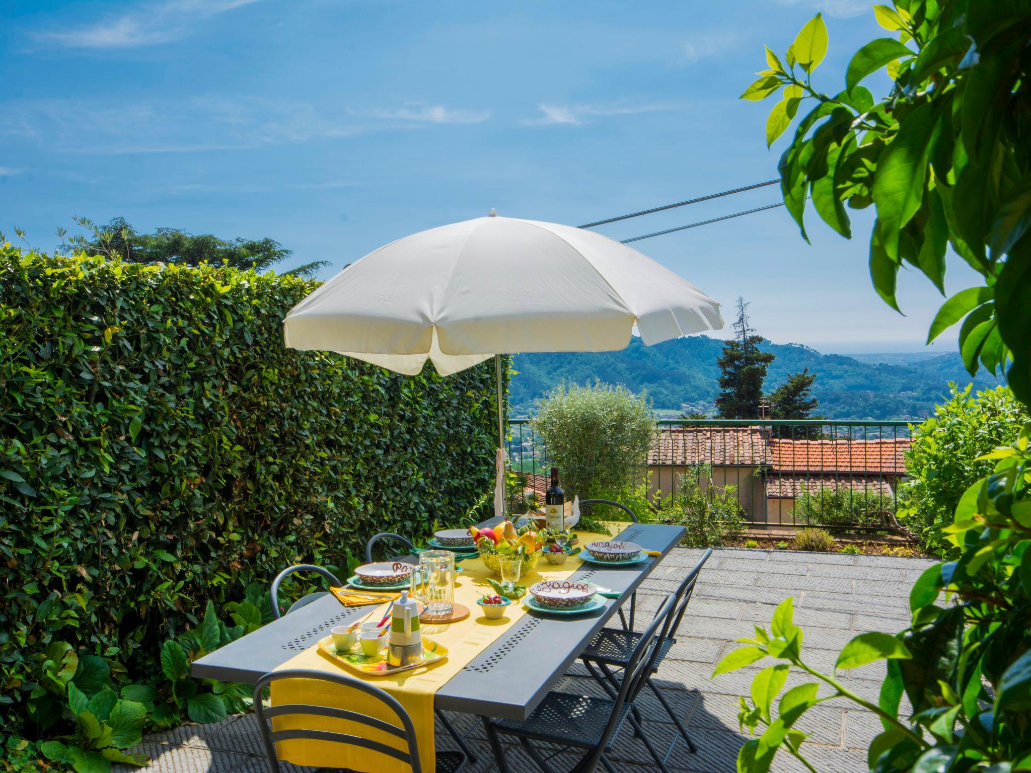 Foto 6 - Casa de 4 quartos em Camaiore com piscina privada e jardim