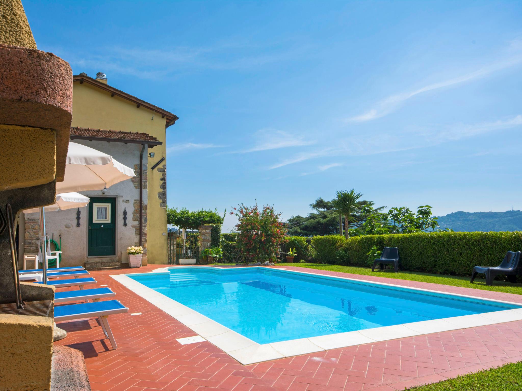 Photo 21 - 4 bedroom House in Camaiore with private pool and sea view