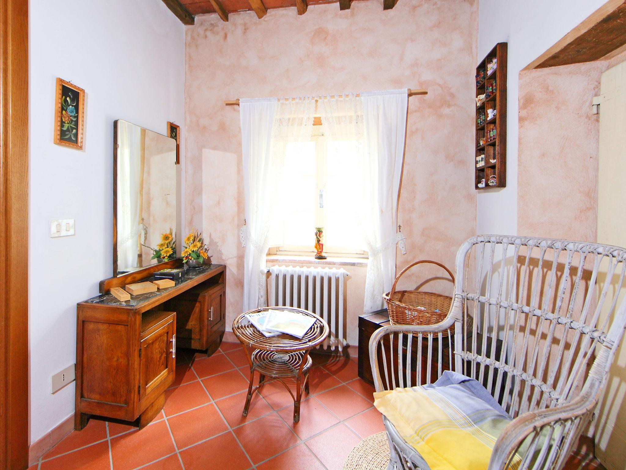 Photo 14 - 4 bedroom House in Camaiore with private pool and garden