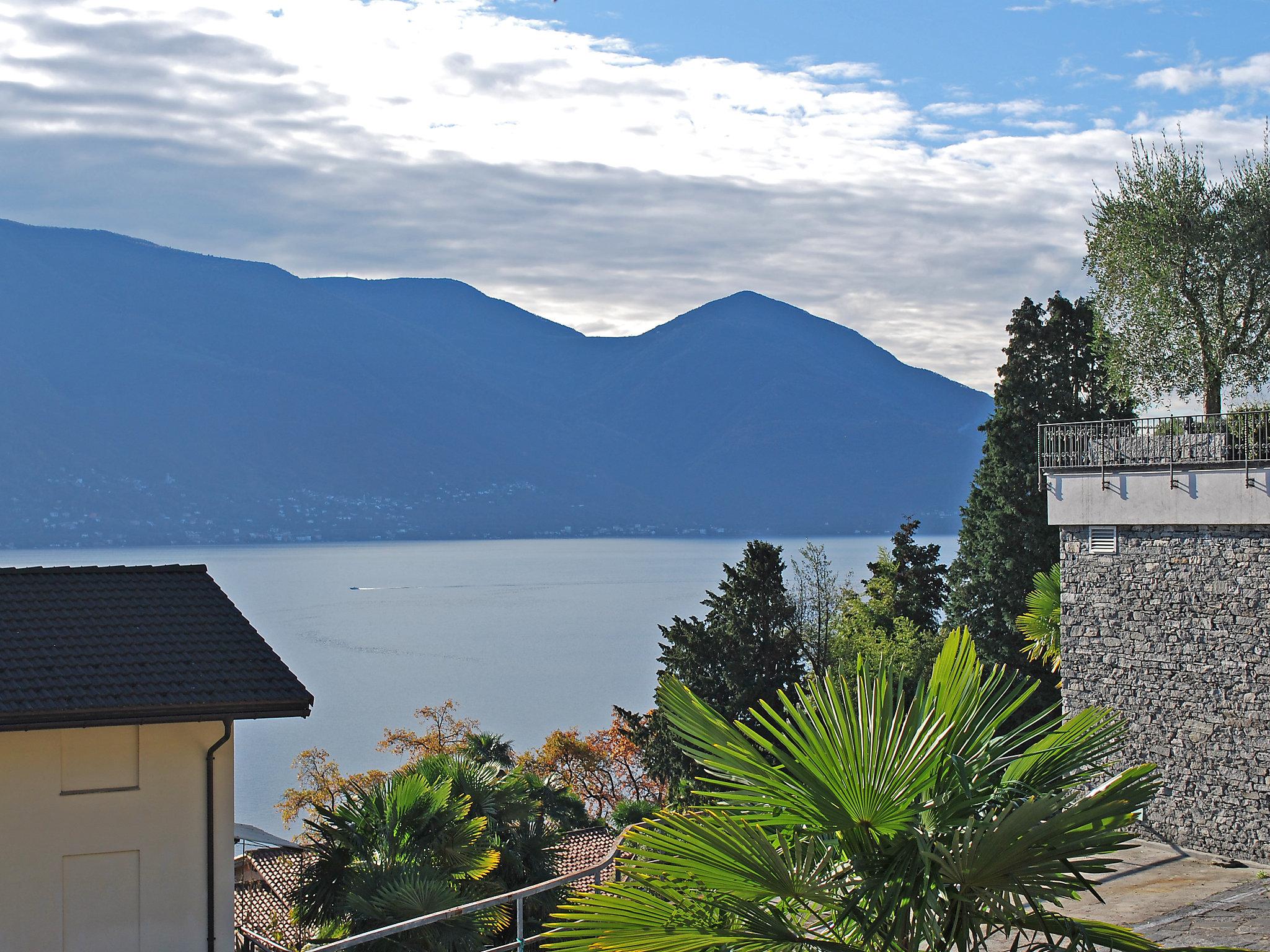 Photo 10 - Appartement de 1 chambre à Ascona avec vues sur la montagne