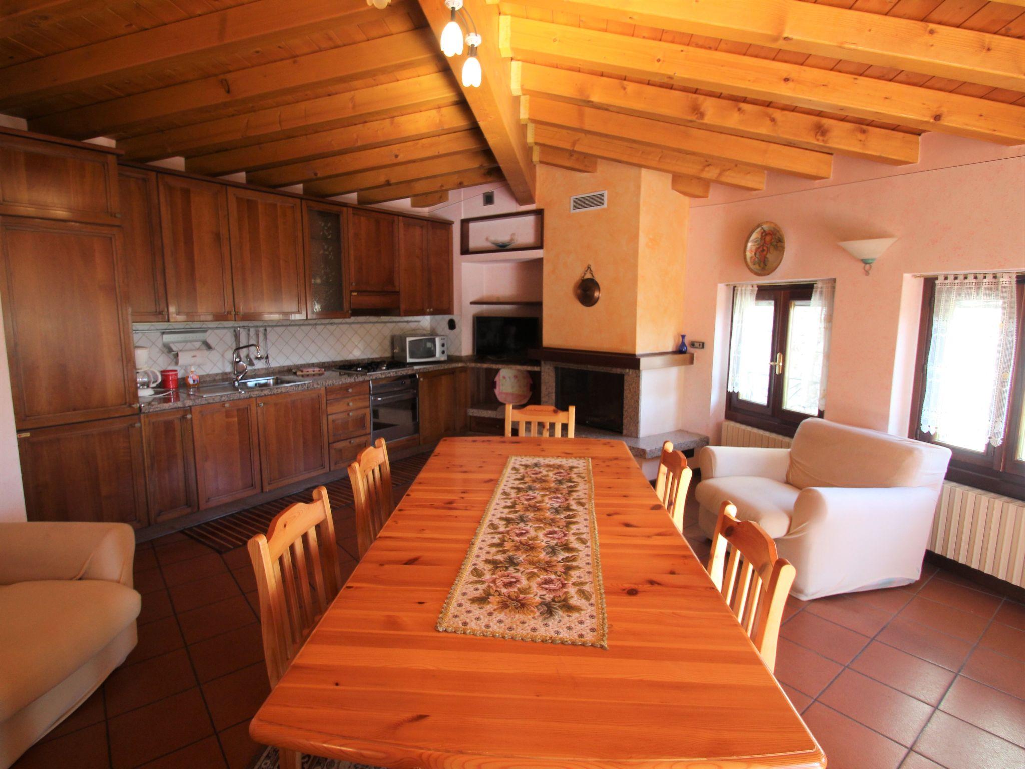 Photo 5 - 3 bedroom Apartment in Gargnano with terrace