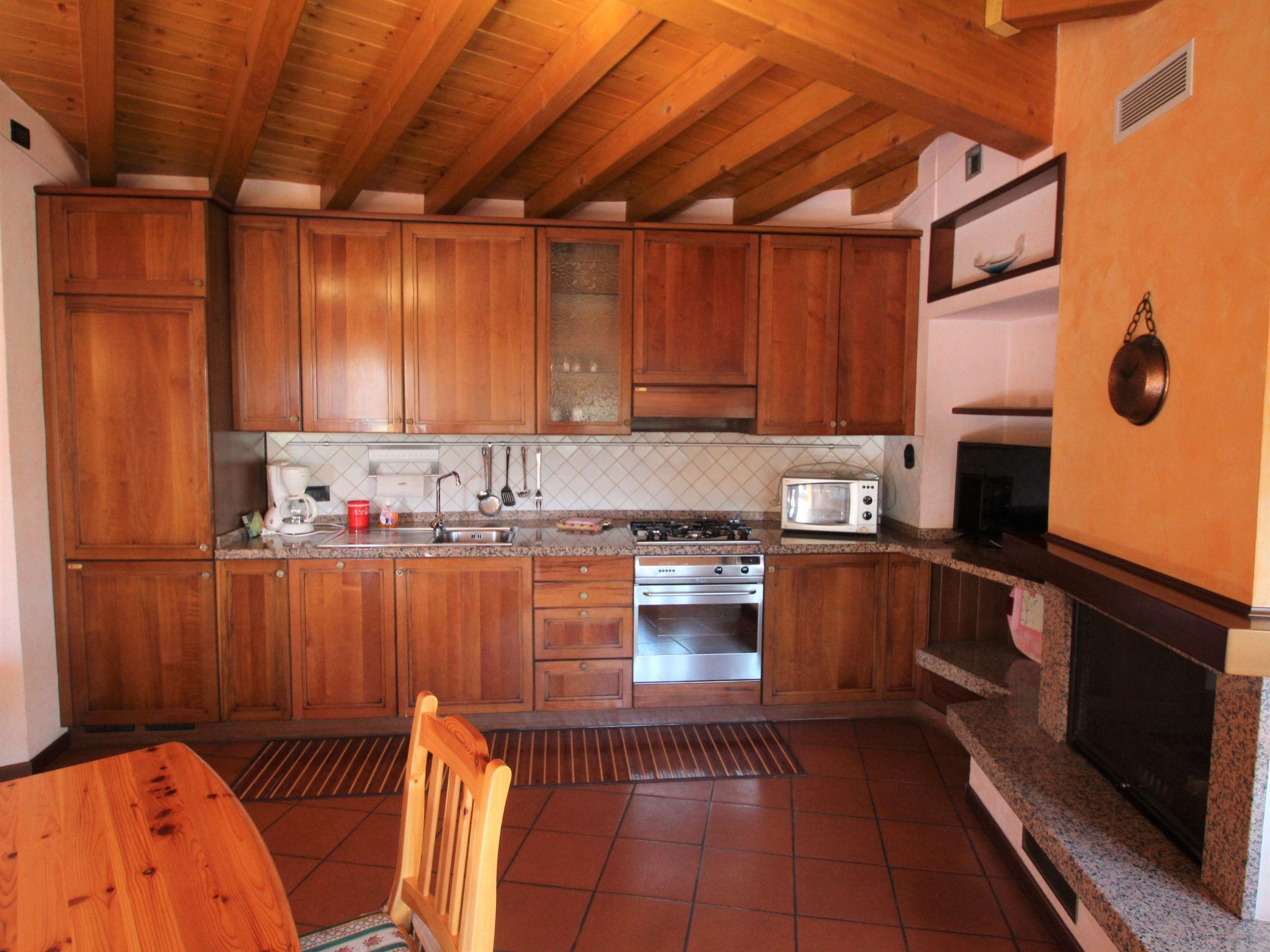 Photo 6 - 3 bedroom Apartment in Gargnano with terrace