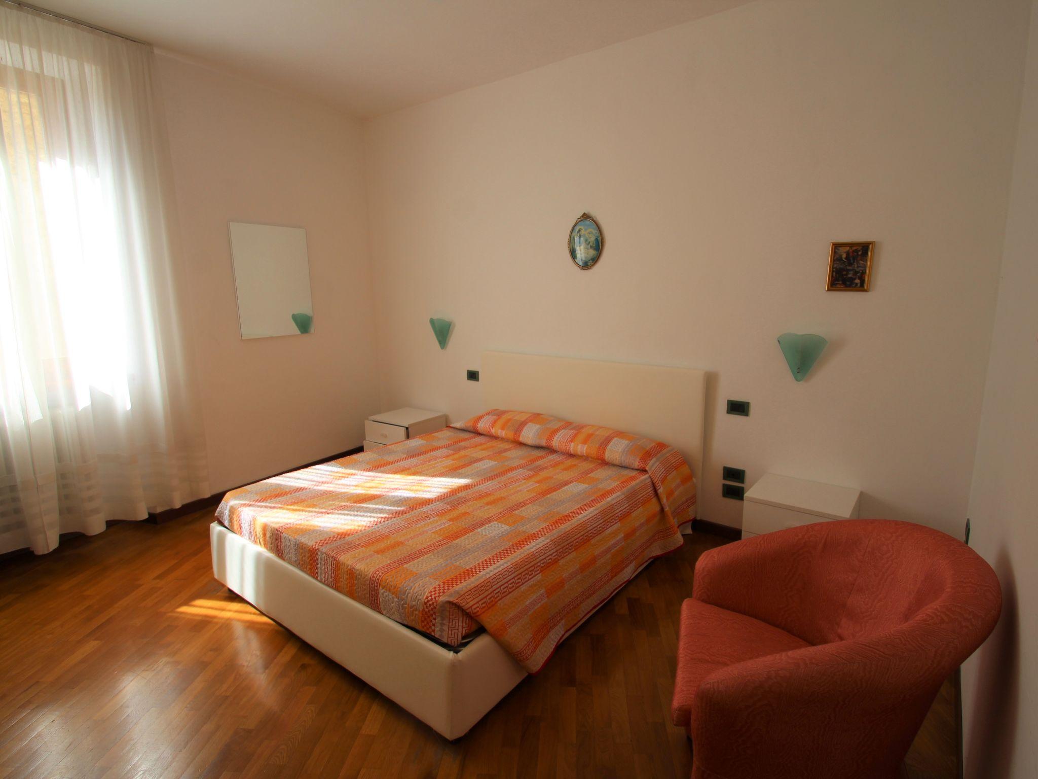 Foto 7 - Apartamento de 3 habitaciones en Gargnano con terraza y vistas a la montaña