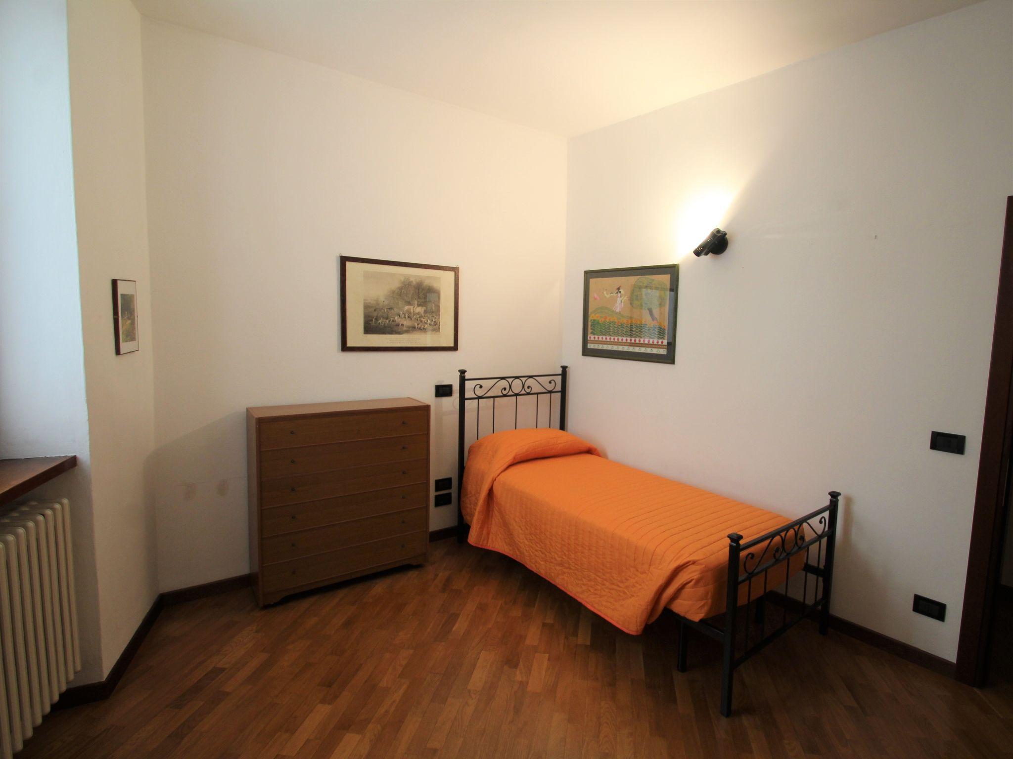 Photo 11 - 3 bedroom Apartment in Gargnano with terrace