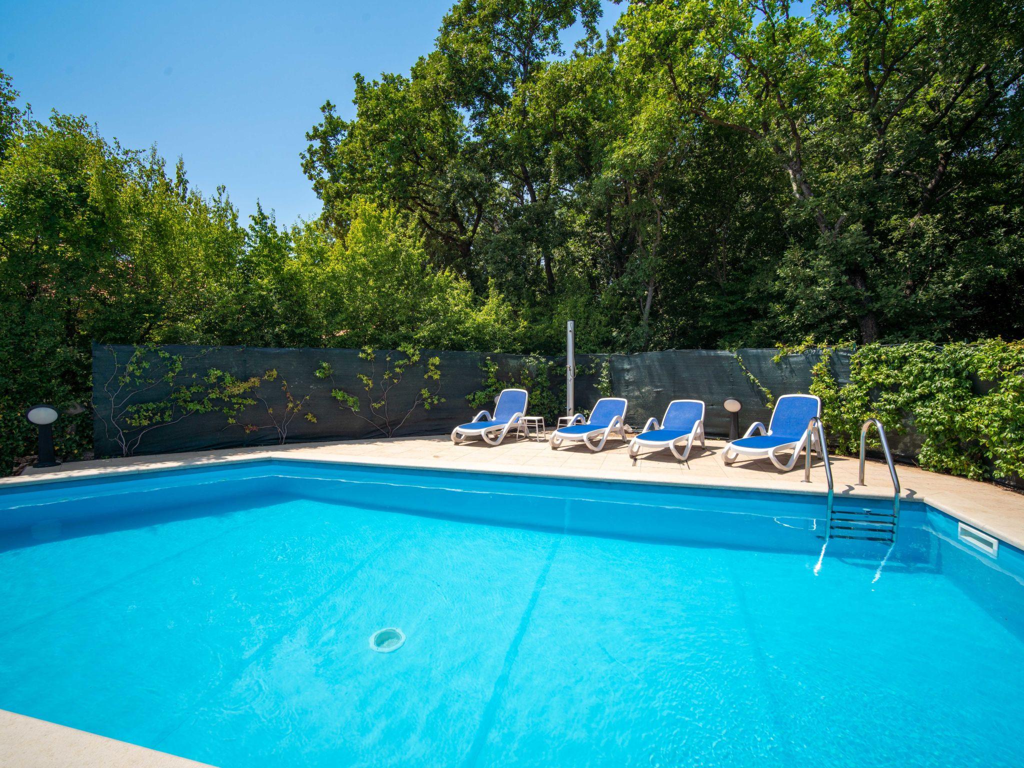 Photo 7 - Maison de 3 chambres à Krk avec piscine privée et jardin