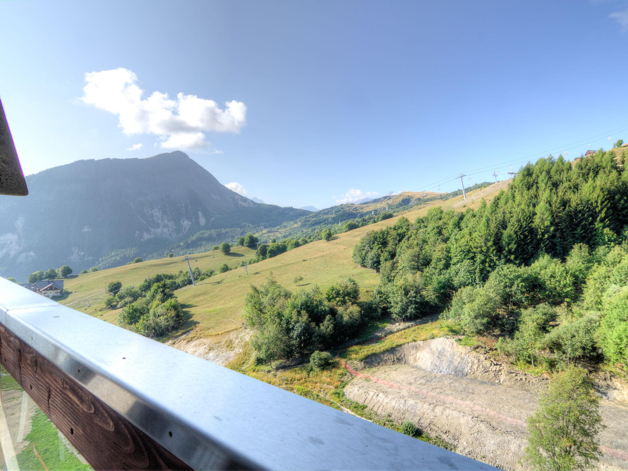 Foto 12 - Appartamento con 2 camere da letto a Villarembert con piscina e vista sulle montagne