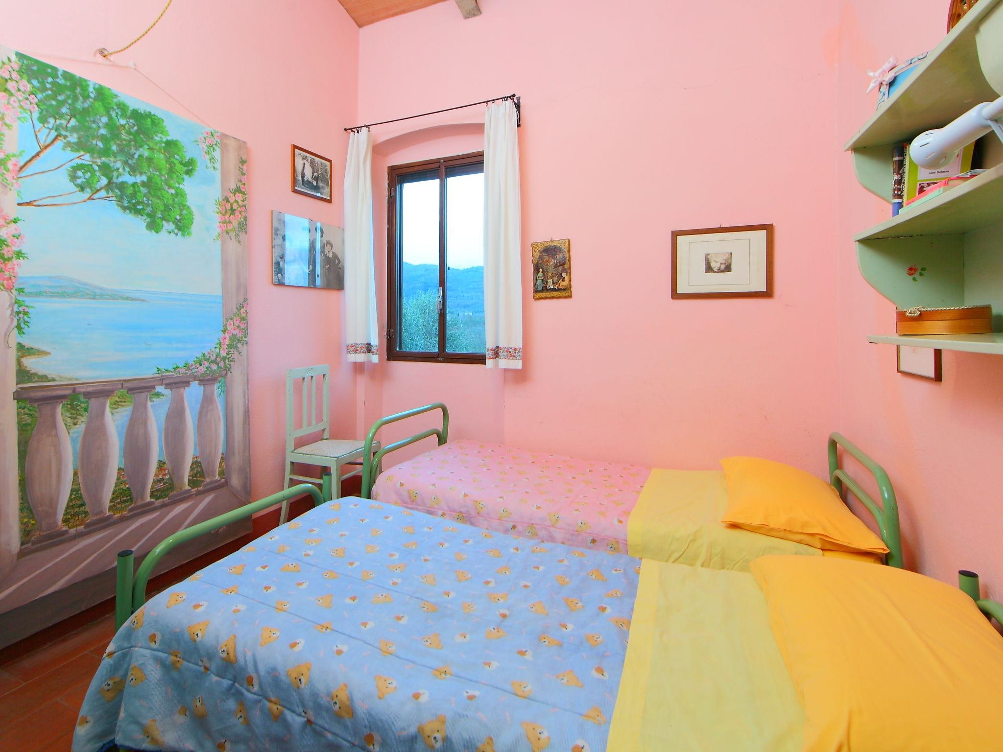 Foto 15 - Haus mit 3 Schlafzimmern in Terranuova Bracciolini mit privater pool und garten