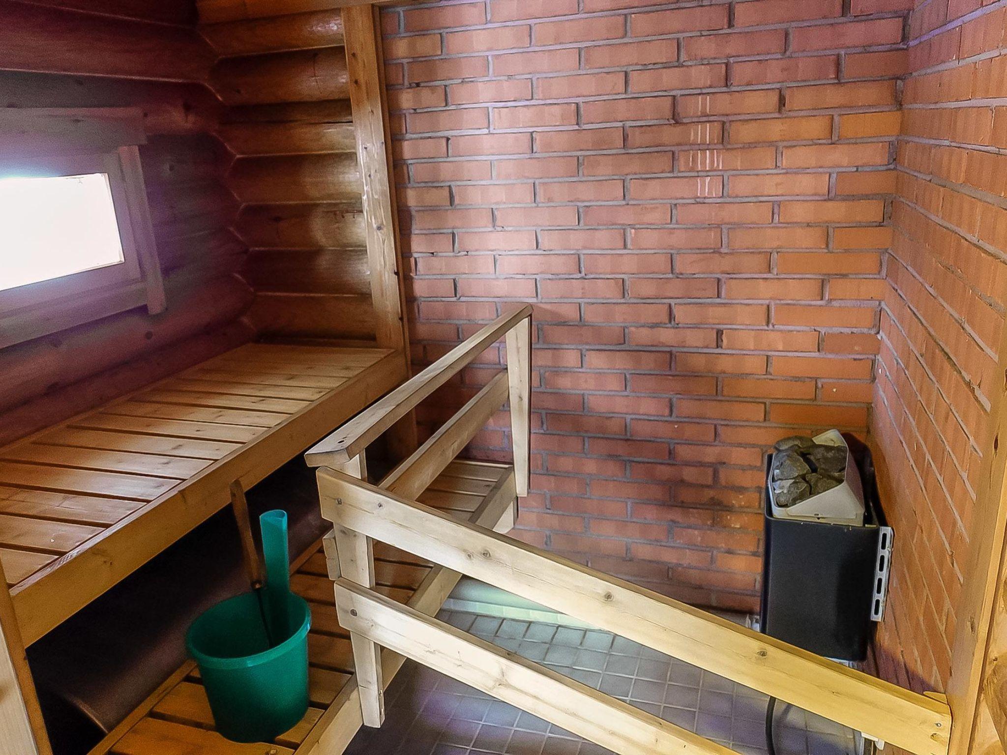 Photo 15 - Maison de 1 chambre à Rovaniemi avec sauna et vues sur la montagne