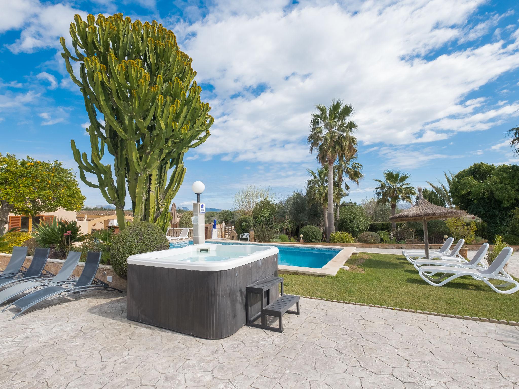 Foto 3 - Casa de 4 habitaciones en Alcúdia con piscina privada y vistas al mar