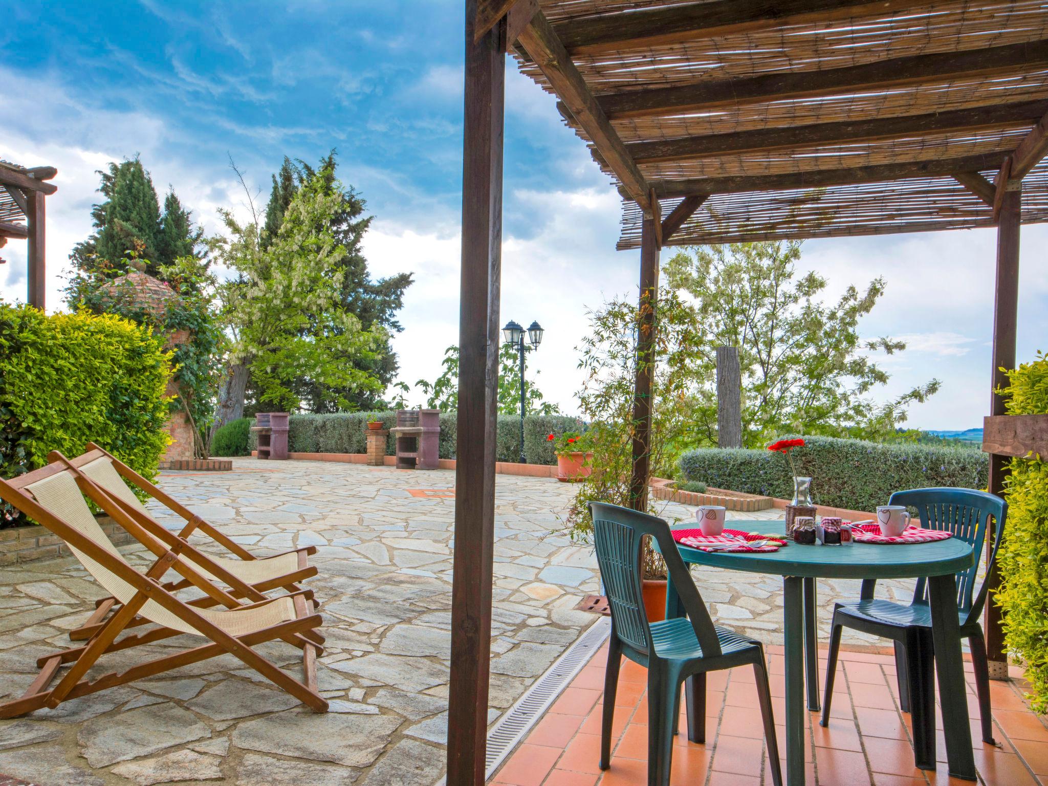 Foto 11 - Apartamento em Volterra com piscina e jardim