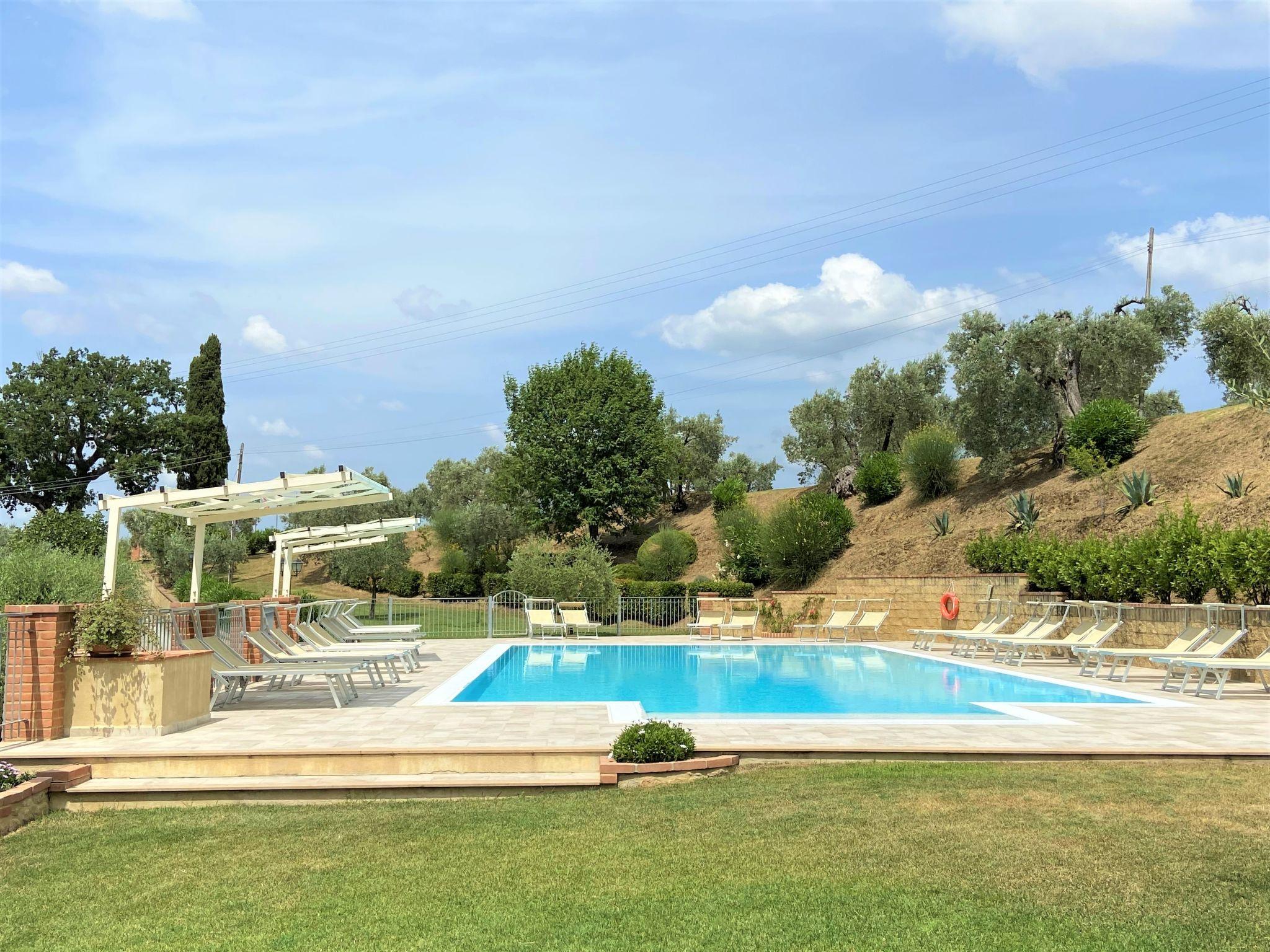 Foto 27 - Apartamento de 2 quartos em Volterra com piscina e jardim