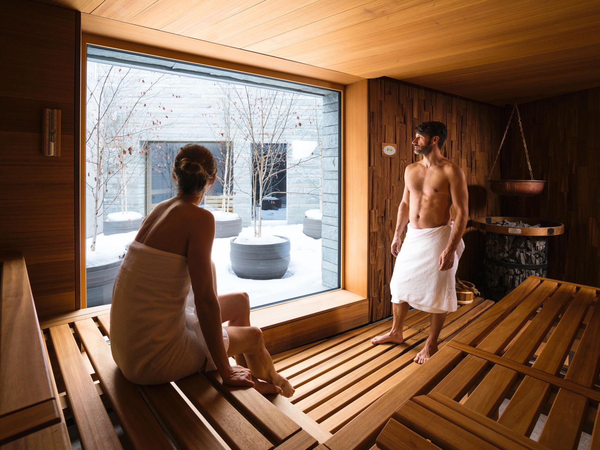 Photo 8 - Appartement de 2 chambres à Laax avec piscine et vues sur la montagne