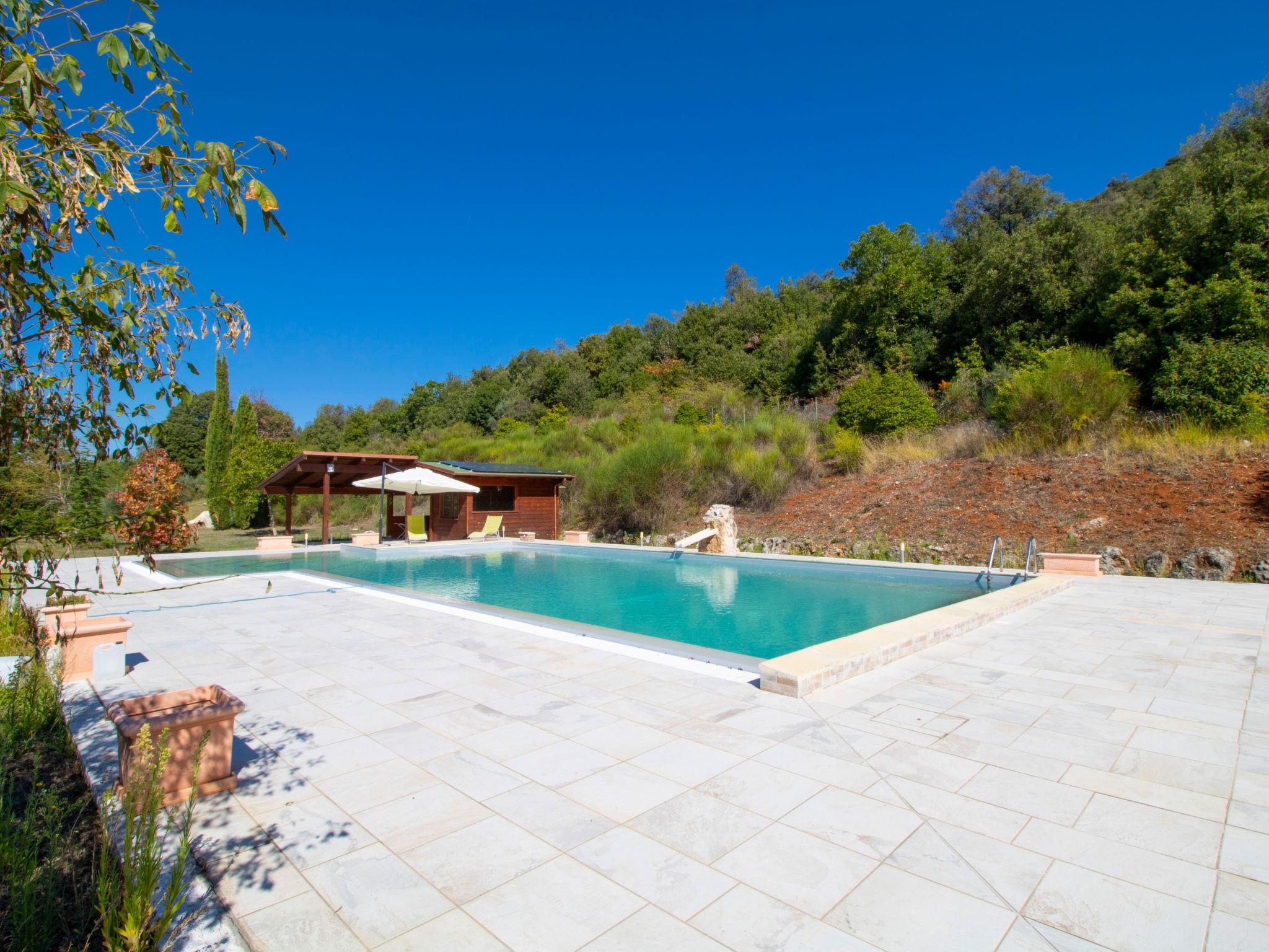 Photo 29 - Maison de 5 chambres à Massa Martana avec piscine privée et jardin