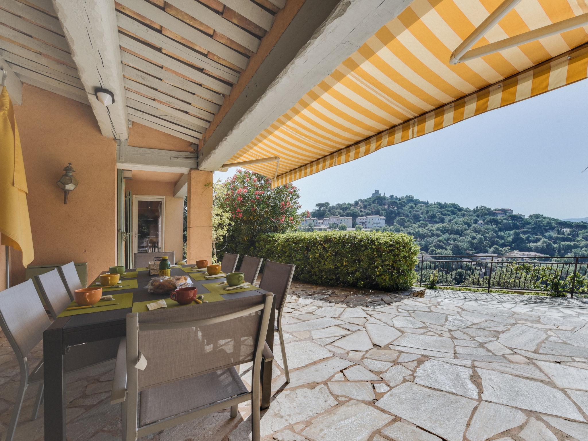 Photo 16 - Maison de 5 chambres à Grimaud avec piscine privée et terrasse