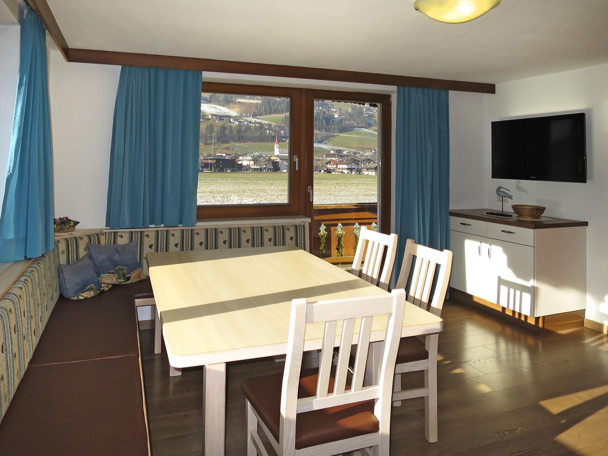 Foto 8 - Apartamento de 2 habitaciones en Ramsau im Zillertal con jardín