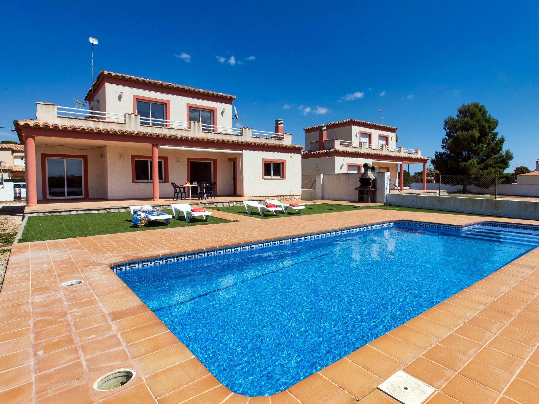 Foto 1 - Casa de 4 quartos em l'Ametlla de Mar com piscina privada e jardim