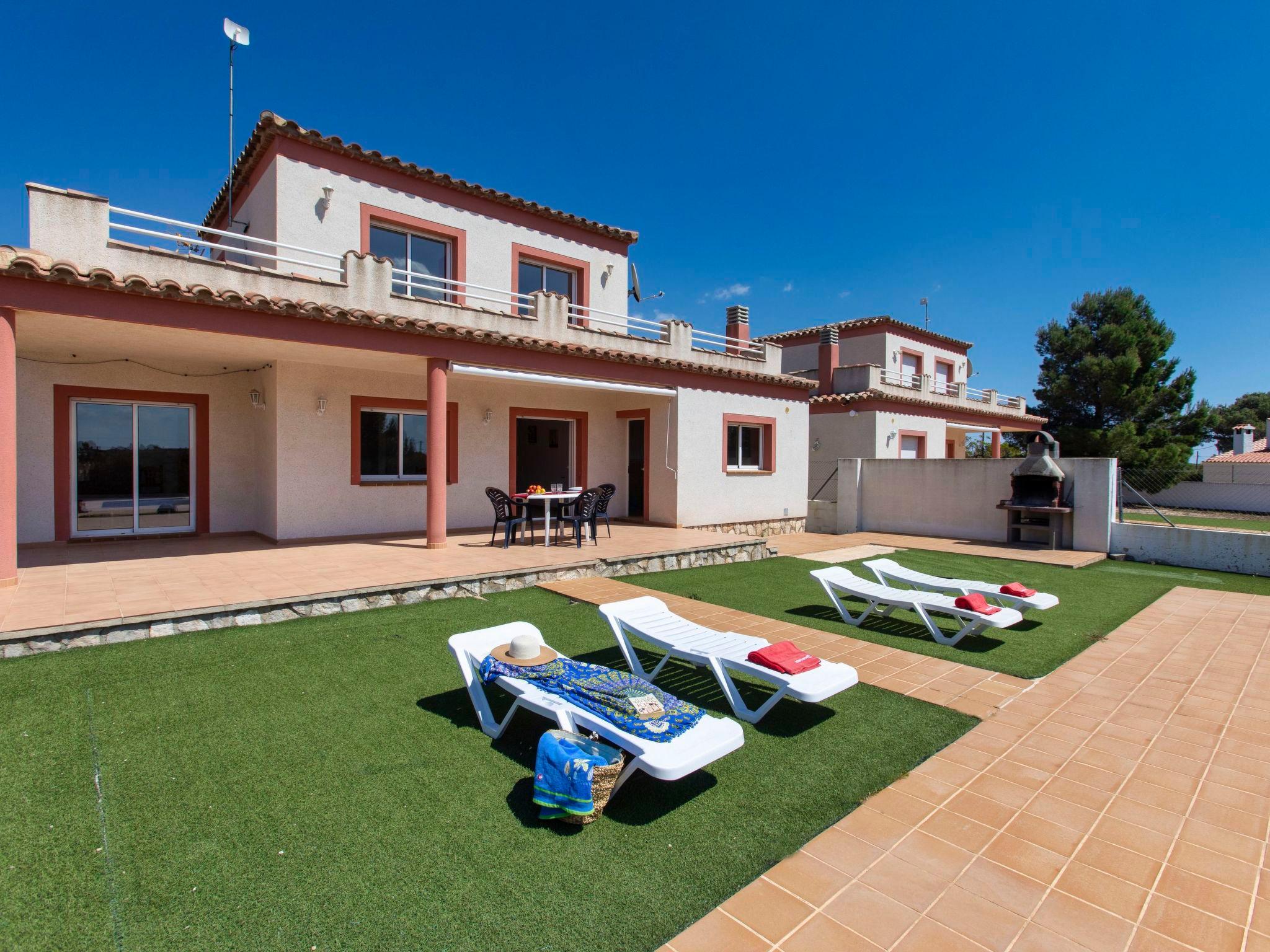 Photo 2 - Maison de 4 chambres à l'Ametlla de Mar avec piscine privée et vues à la mer