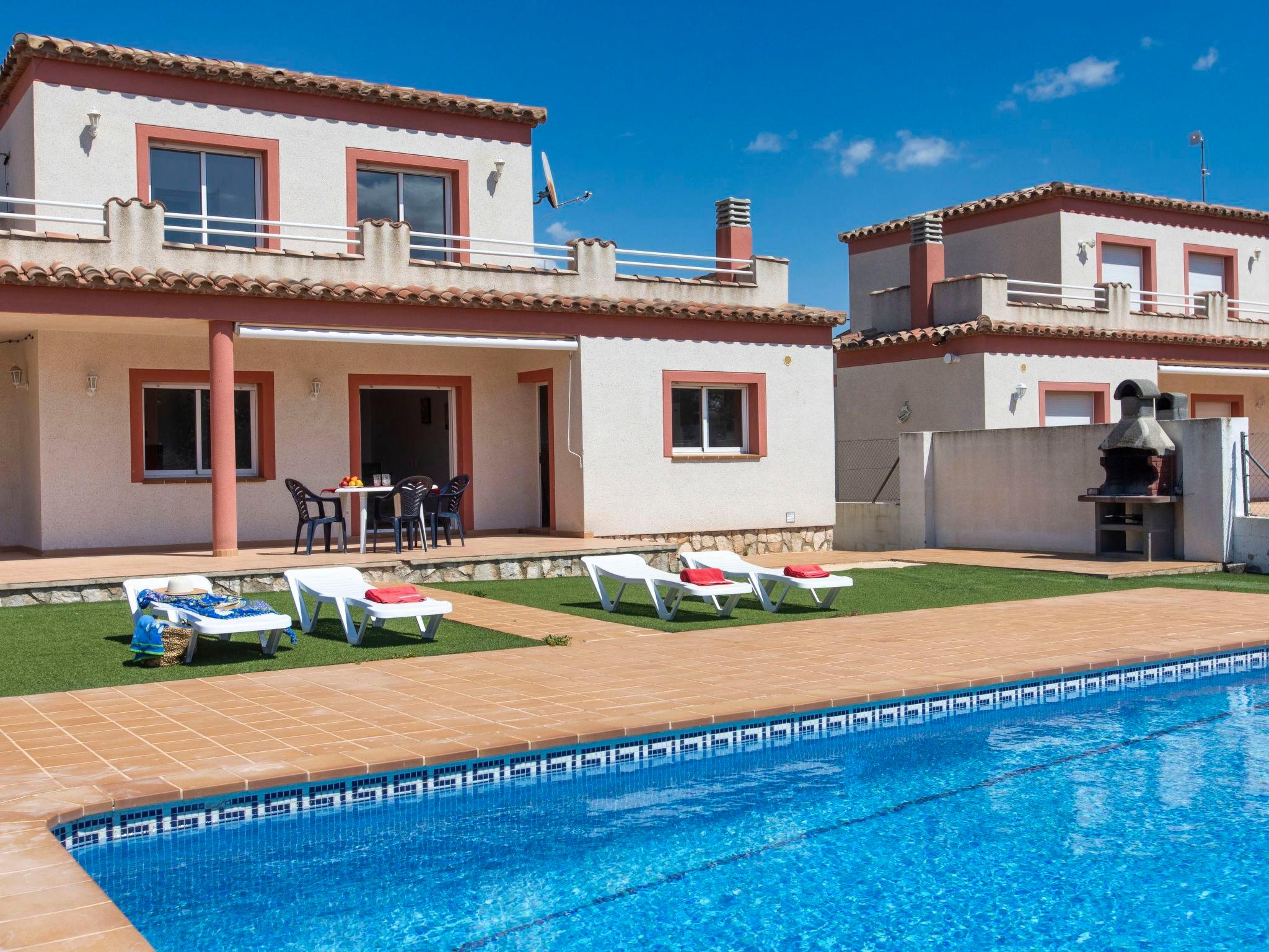 Photo 16 - Maison de 4 chambres à l'Ametlla de Mar avec piscine privée et vues à la mer