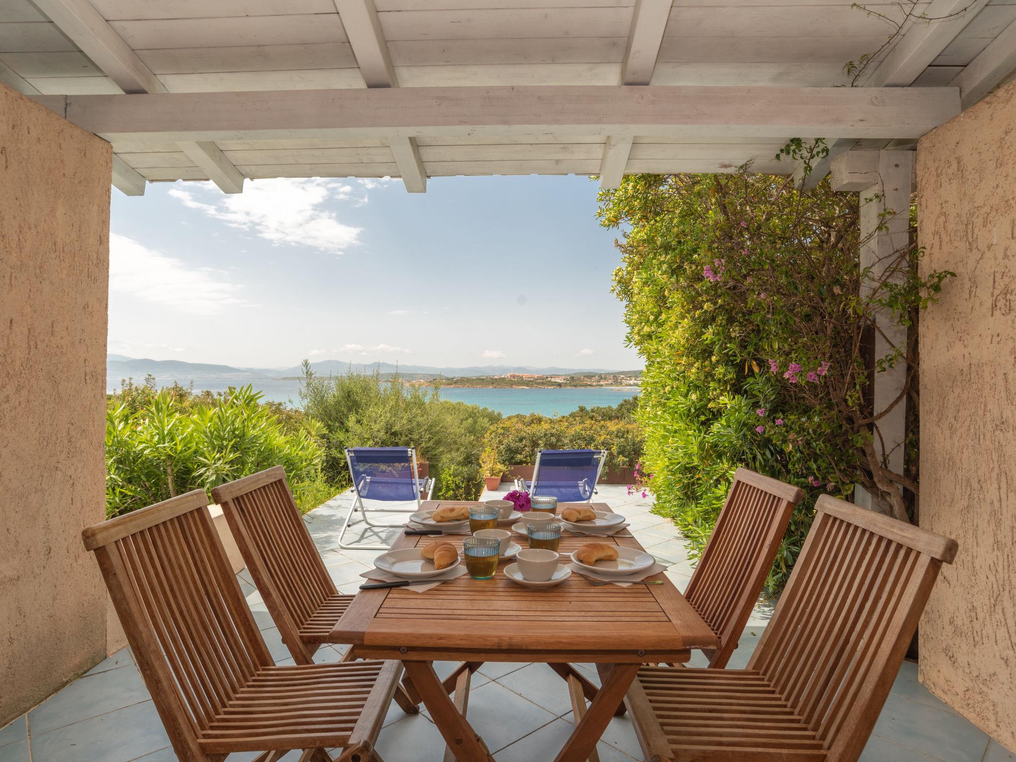 Foto 16 - Apartamento de 1 quarto em Golfo Aranci com jardim e vistas do mar