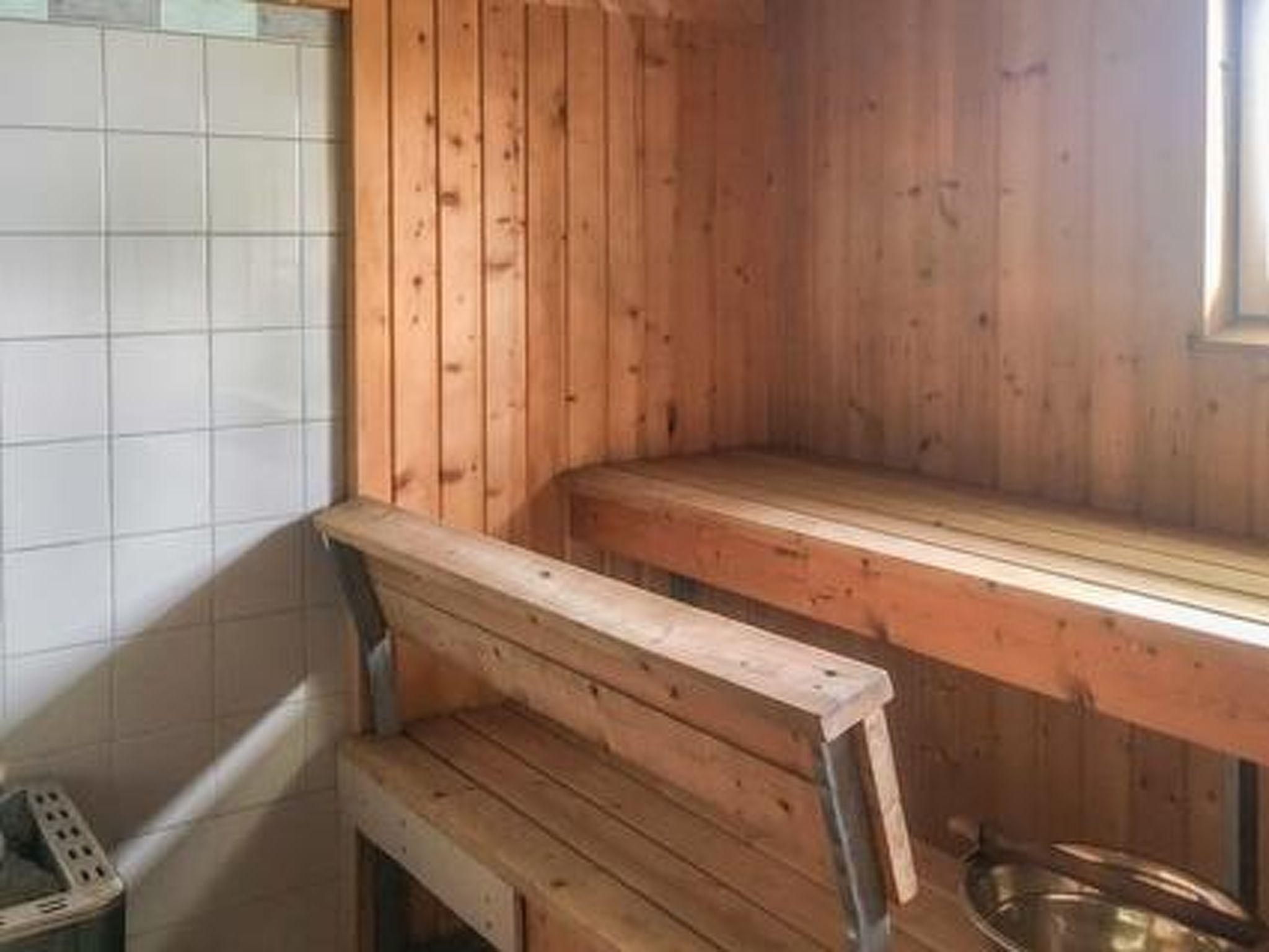 Foto 17 - Haus mit 2 Schlafzimmern in Petäjävesi mit sauna