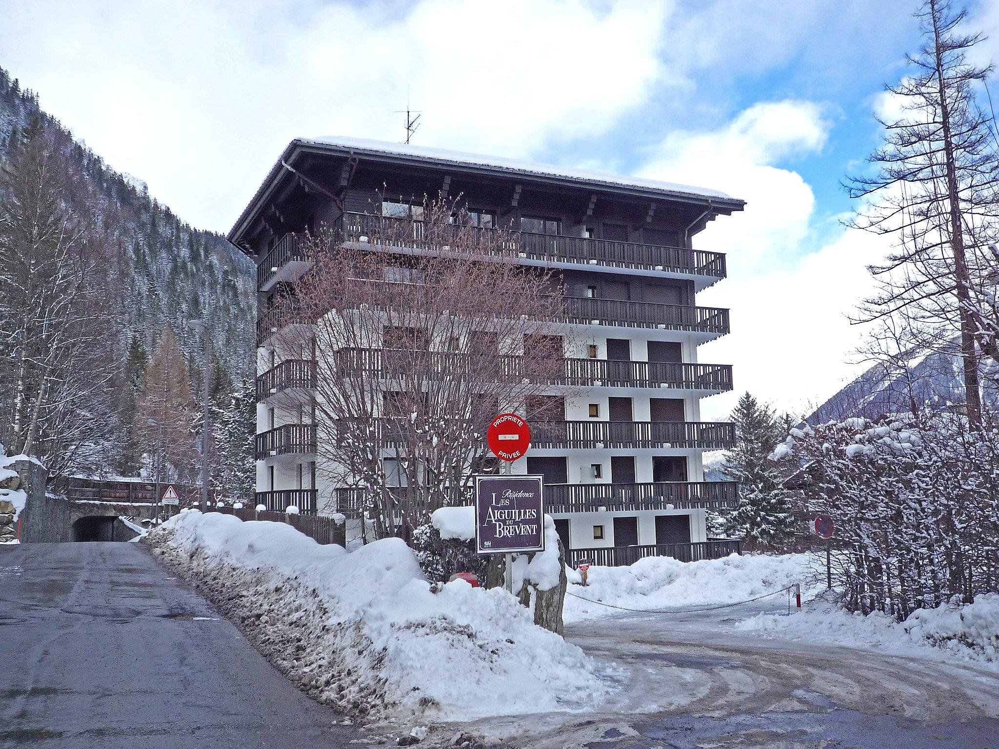 Foto 10 - Apartamento de 1 habitación en Chamonix-Mont-Blanc con vistas a la montaña