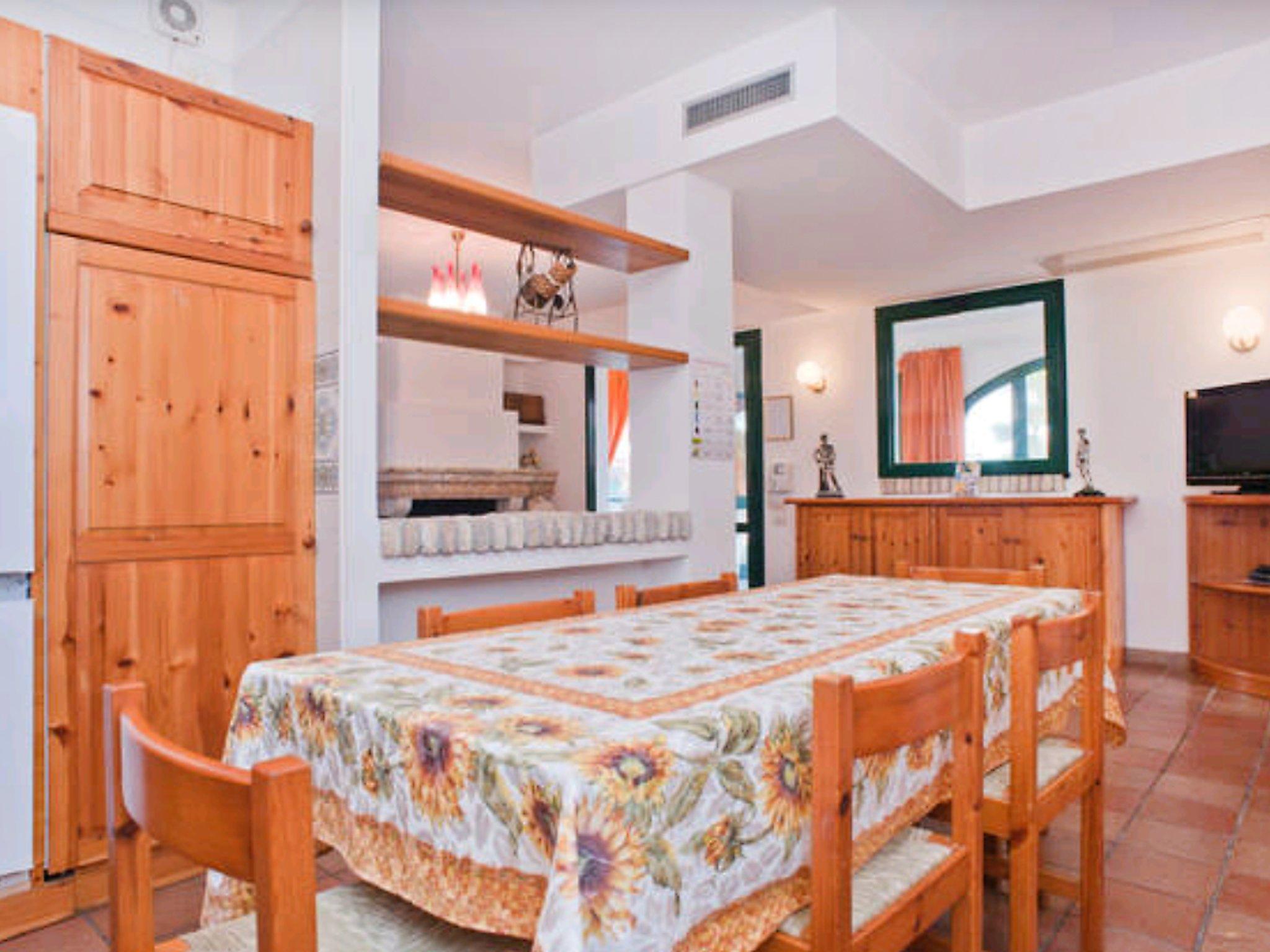 Foto 7 - Appartamento con 2 camere da letto a Quartu Sant'Elena con giardino