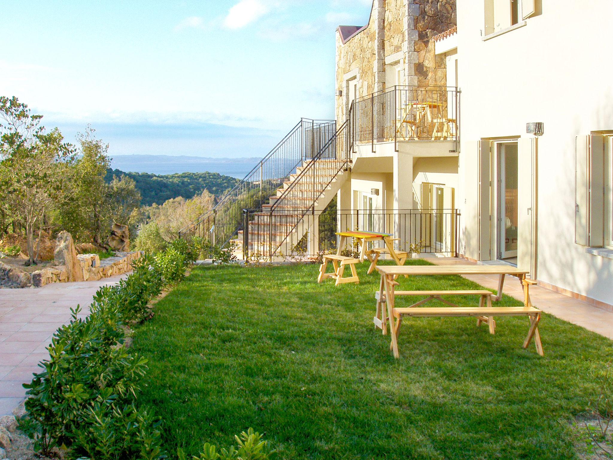 Photo 13 - Appartement de 2 chambres à Arzachena avec piscine et vues à la mer