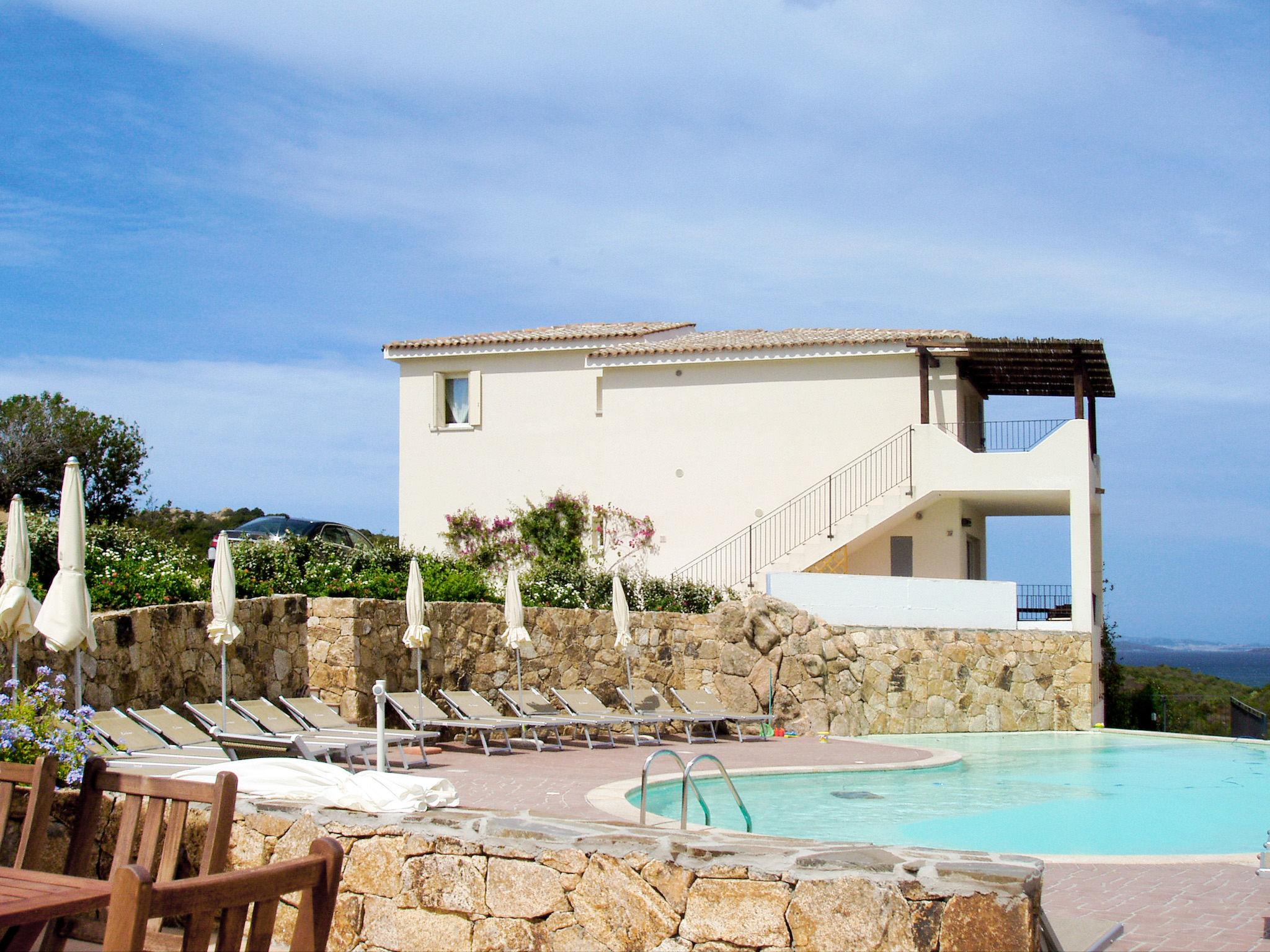 Photo 1 - Appartement de 2 chambres à Arzachena avec piscine et terrasse