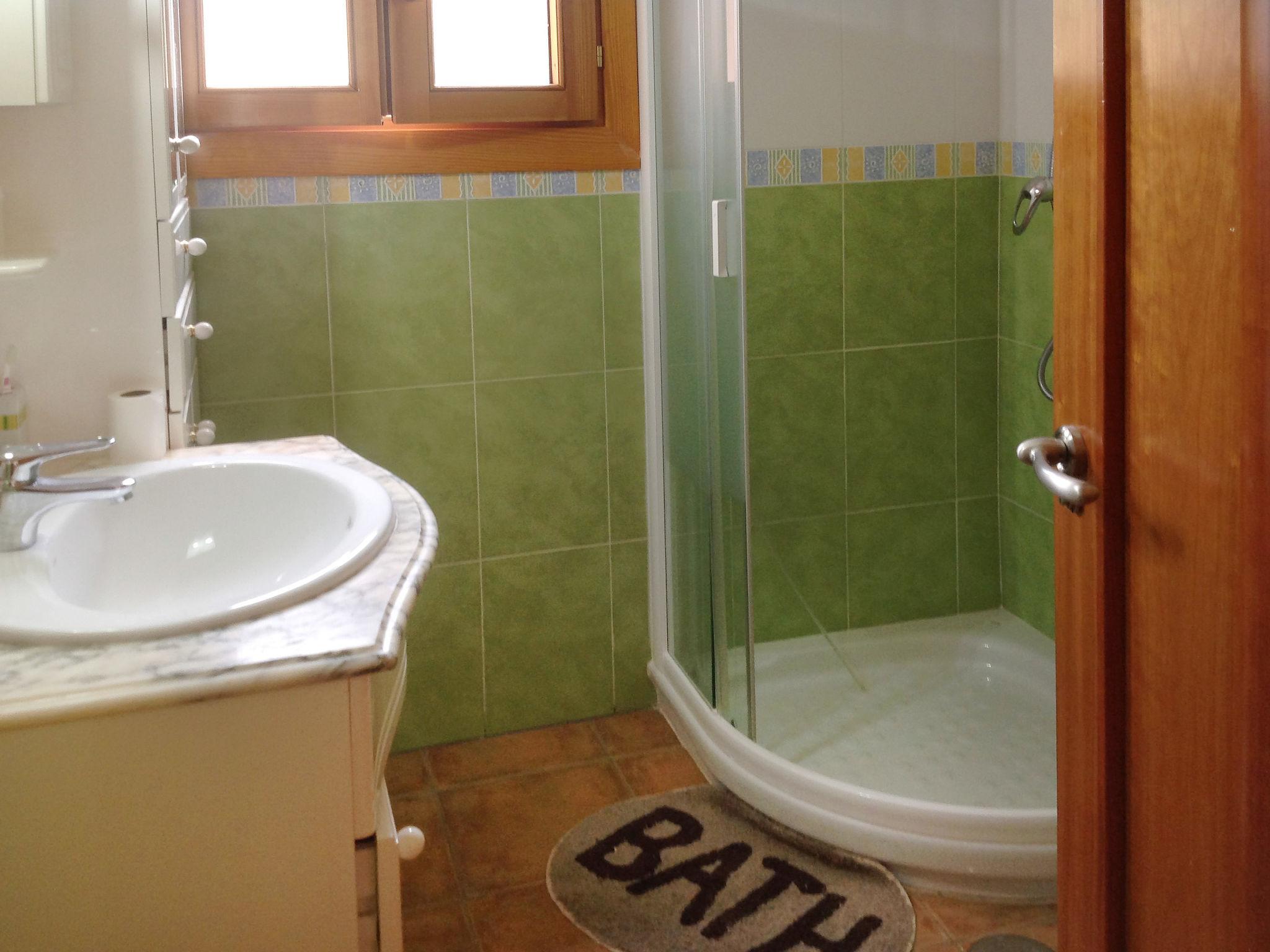 Foto 13 - Casa de 3 quartos em Villajoyosa com piscina privada e jardim