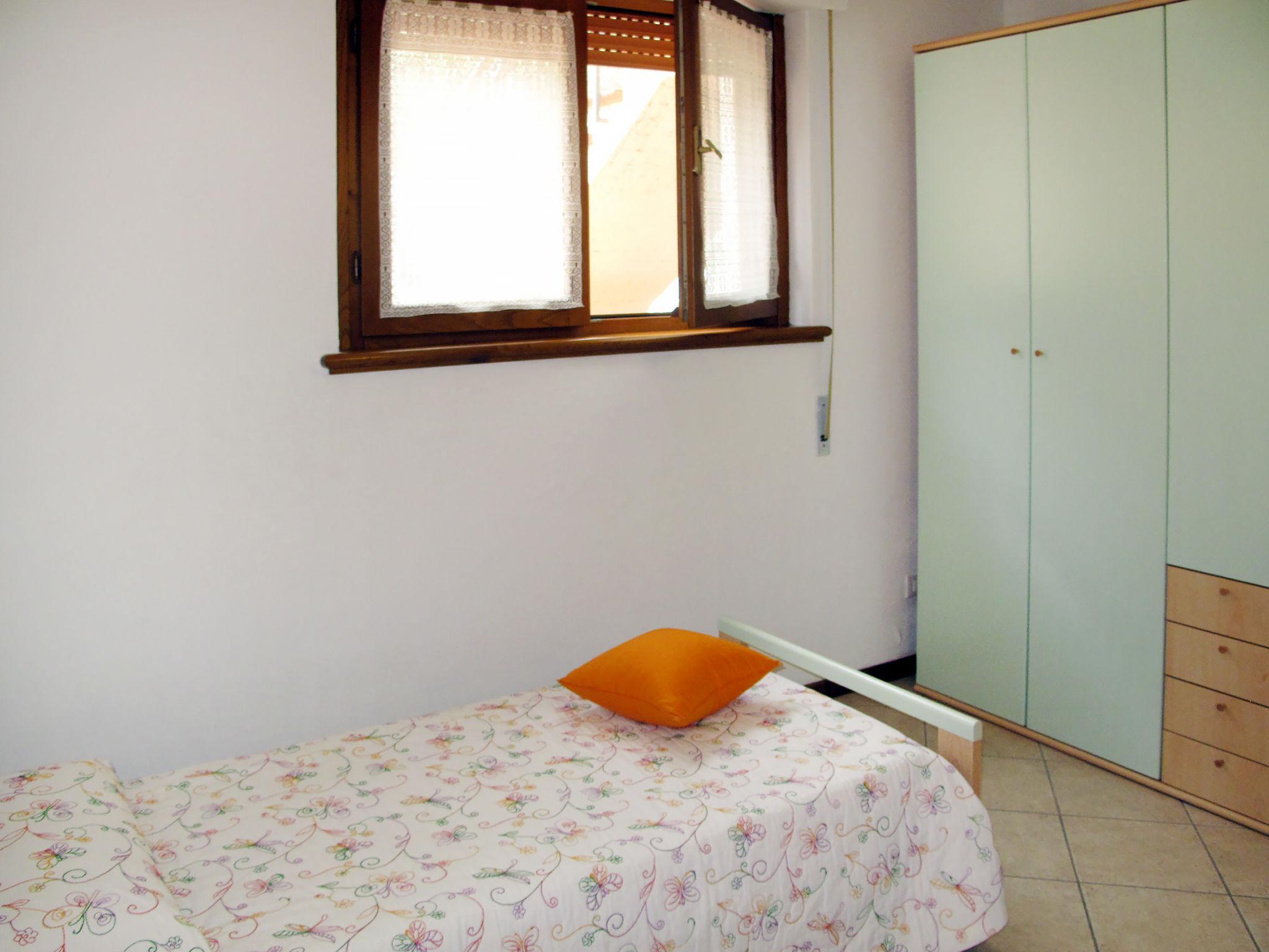 Foto 11 - Appartamento con 2 camere da letto a Camaiore con terrazza e vista mare