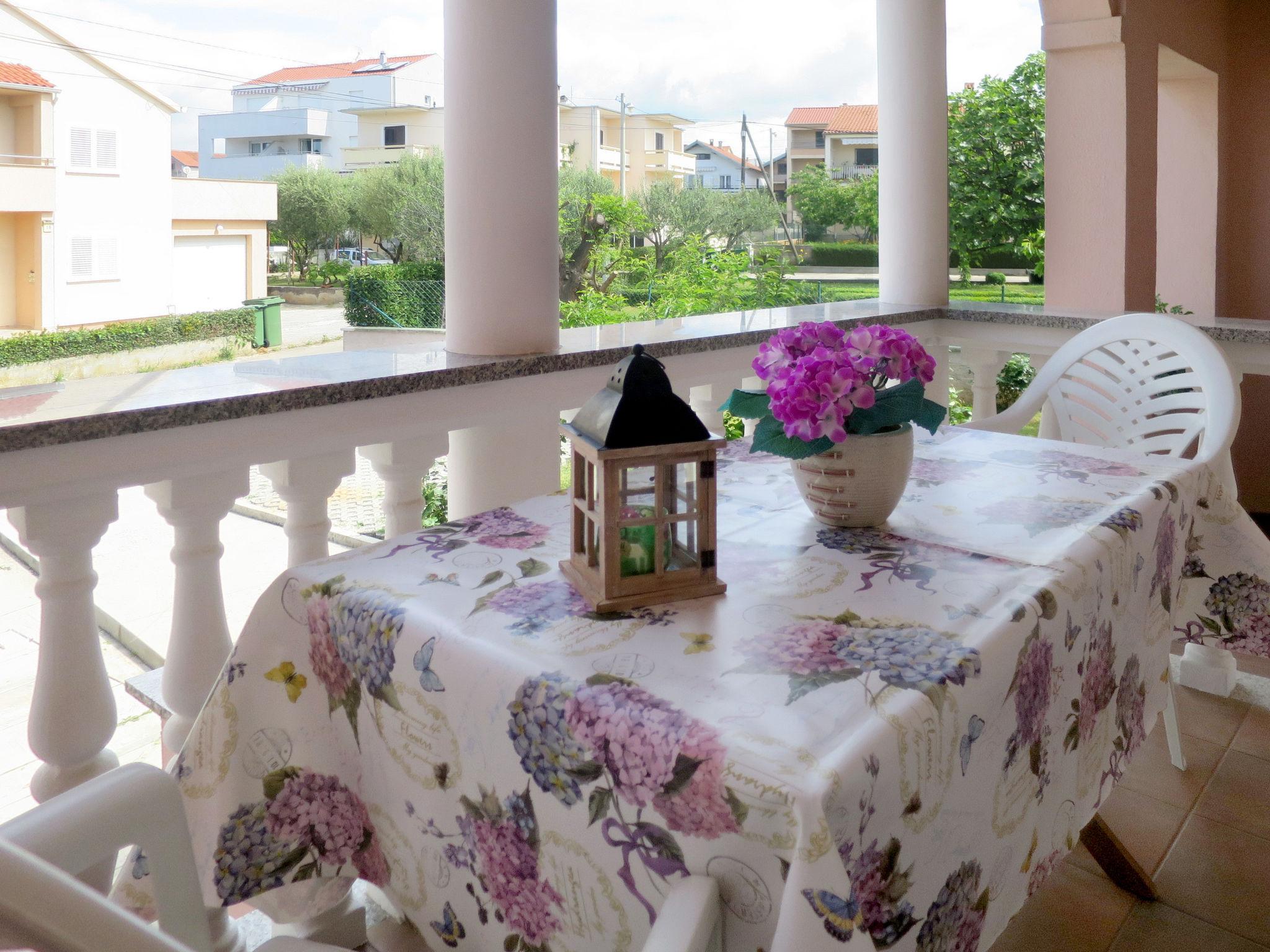 Photo 2 - 1 bedroom Apartment in Zadar with sea view