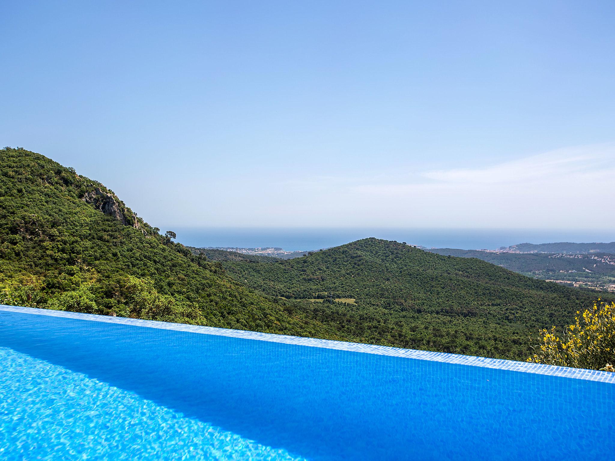 Photo 16 - Maison de 4 chambres à Santa Cristina d'Aro avec piscine privée et vues à la mer