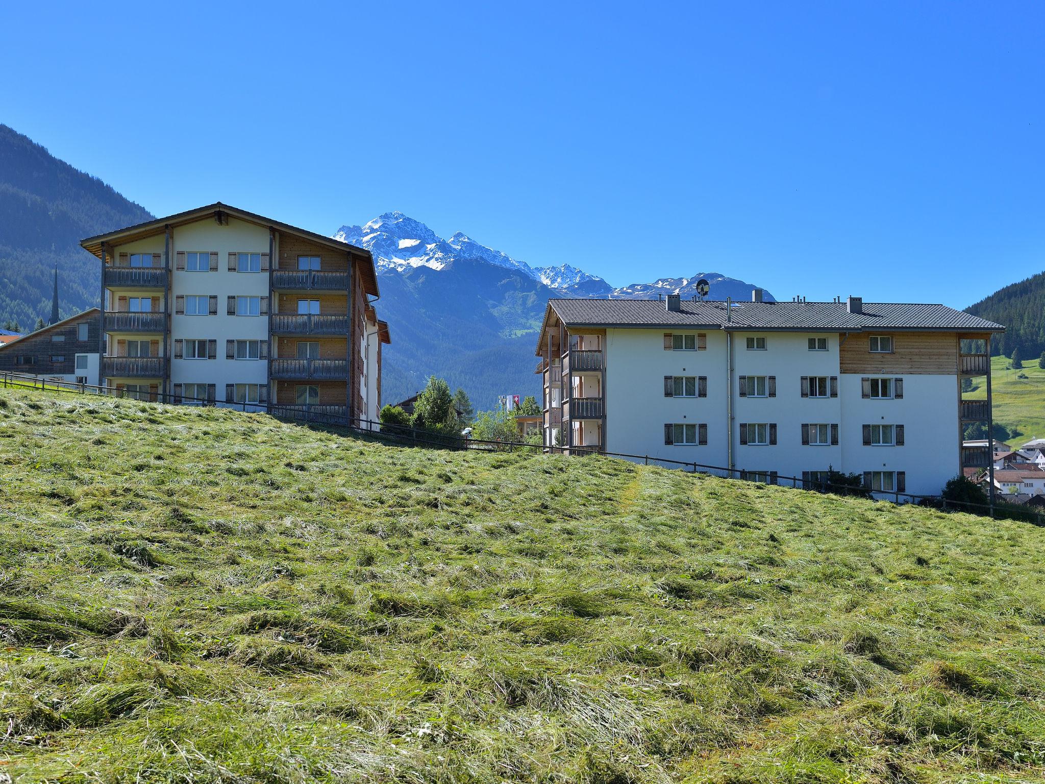 Foto 17 - Apartamento de 1 habitación en Surses con terraza y vistas a la montaña