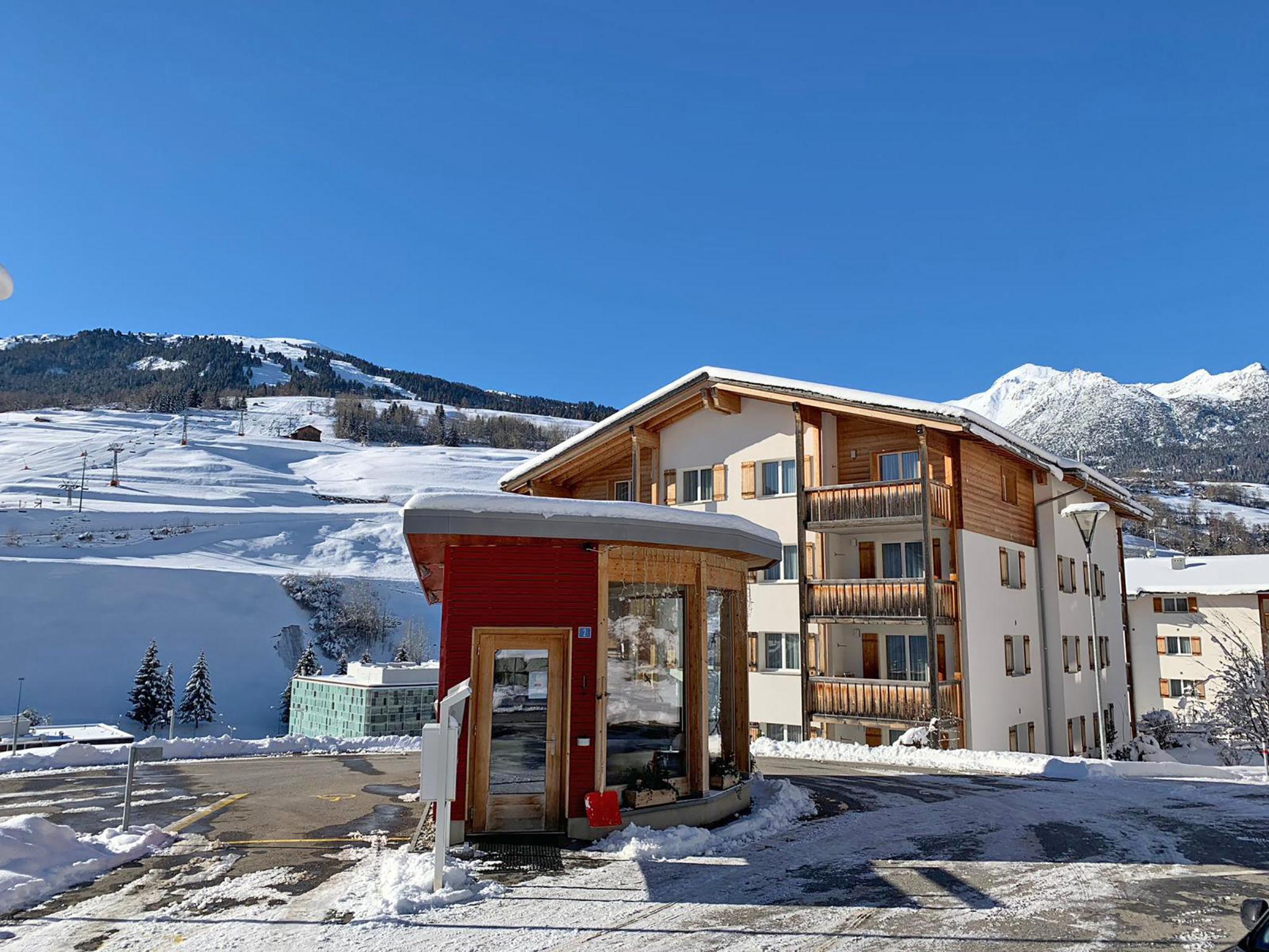 Foto 40 - Apartamento de 3 habitaciones en Surses con terraza y vistas a la montaña